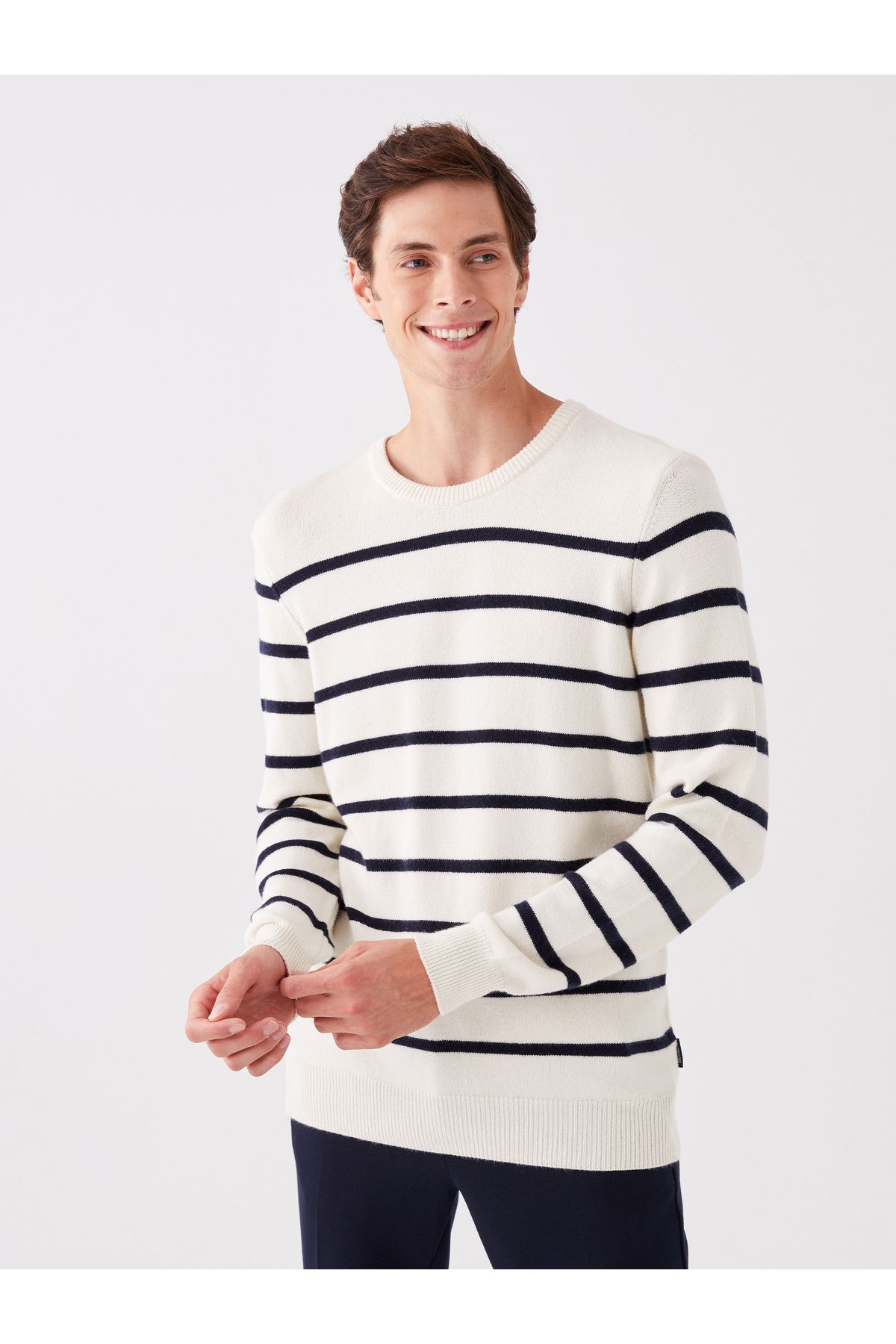 LC Waikiki-Crew Neck Long Sleeve Striped Men's Knitwear Sweater 2