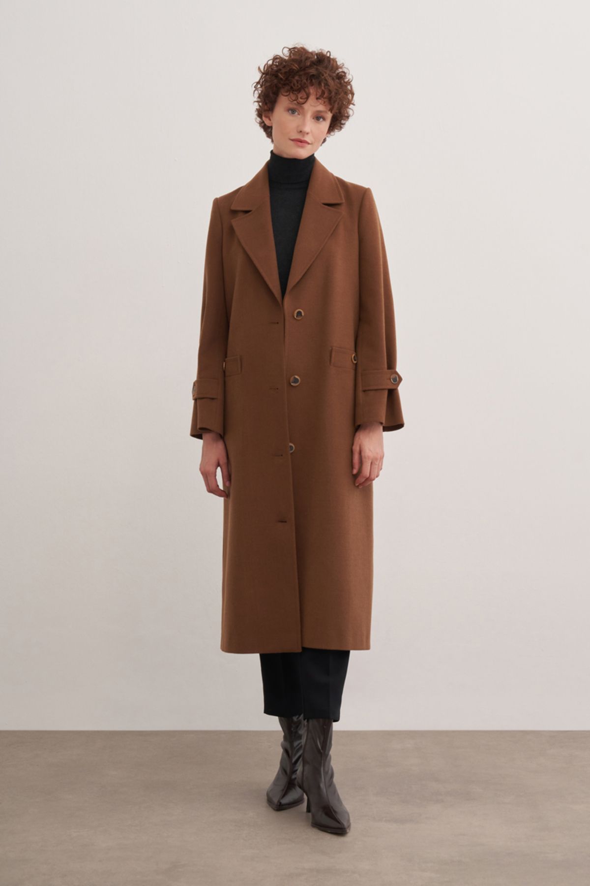 Aker-Modest Coat - Brown - Basic 4