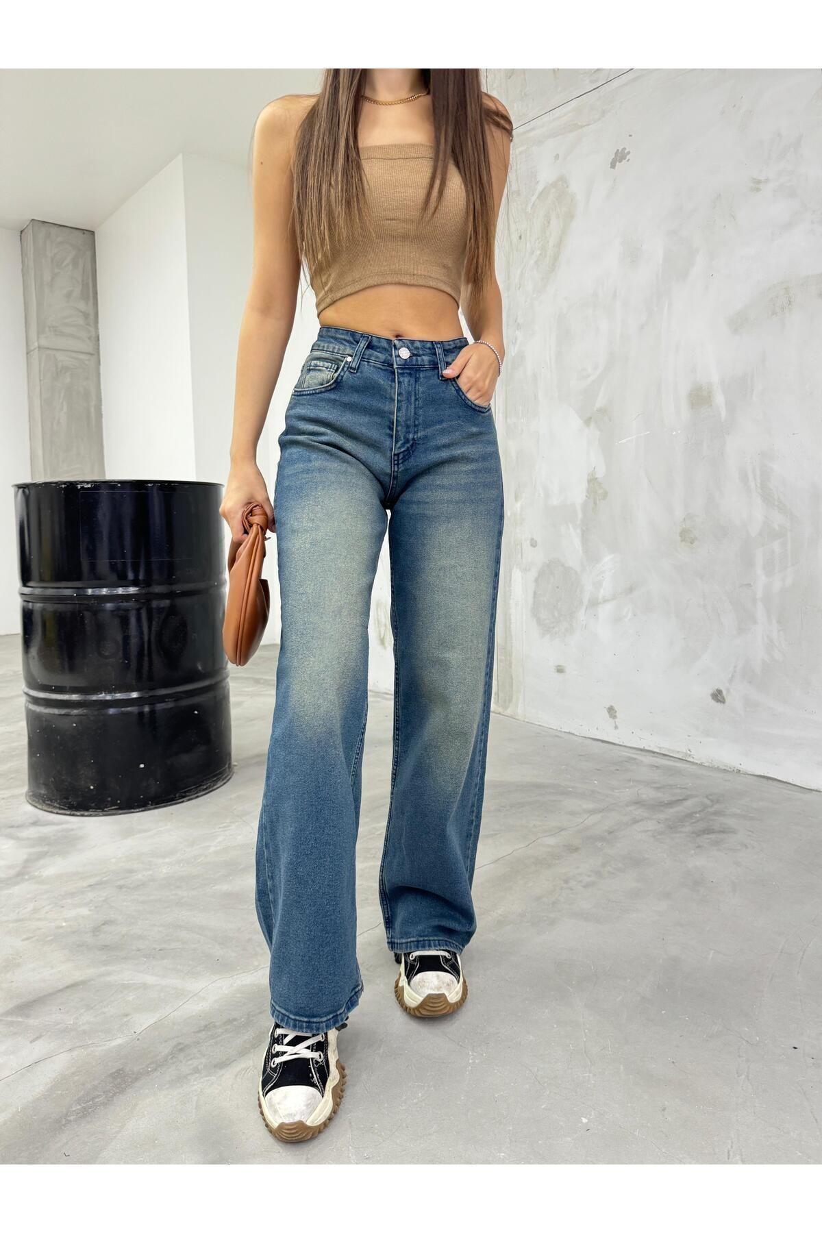 Kadın Bol Kesim Soluk Efekt Straight Fit Baggy Jean Açık Lacivert 8