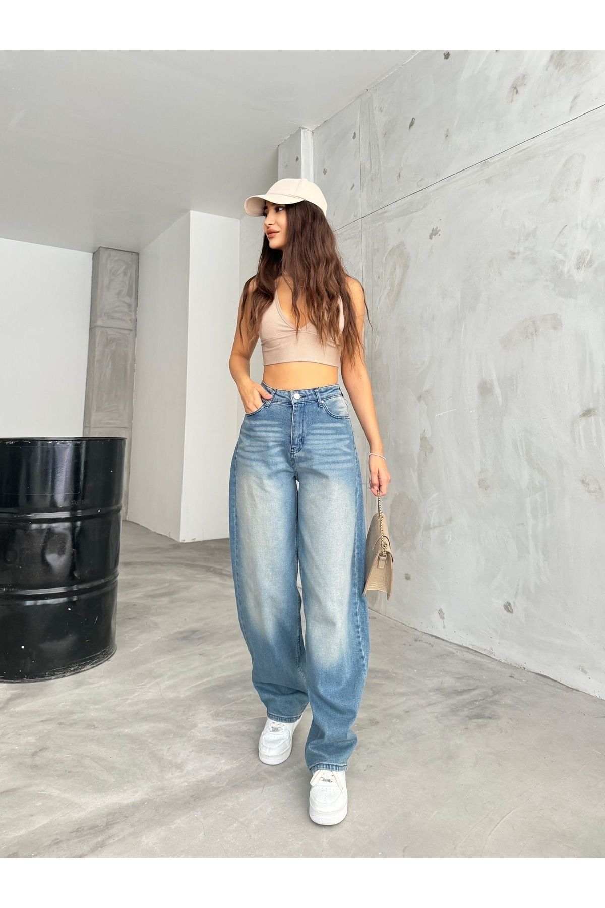 BİKELİFE-Locker geschnittene, bequeme Baggy-Jeanshose mit weitem Bein für Damen 1