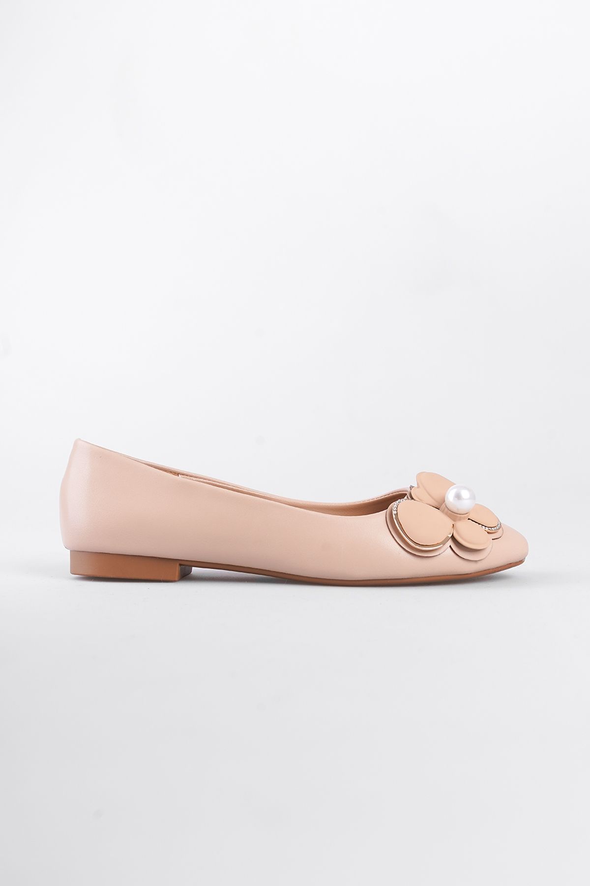 Capone Outfitters-Women's Ballerinas with Pearl and Floral Accessories 2