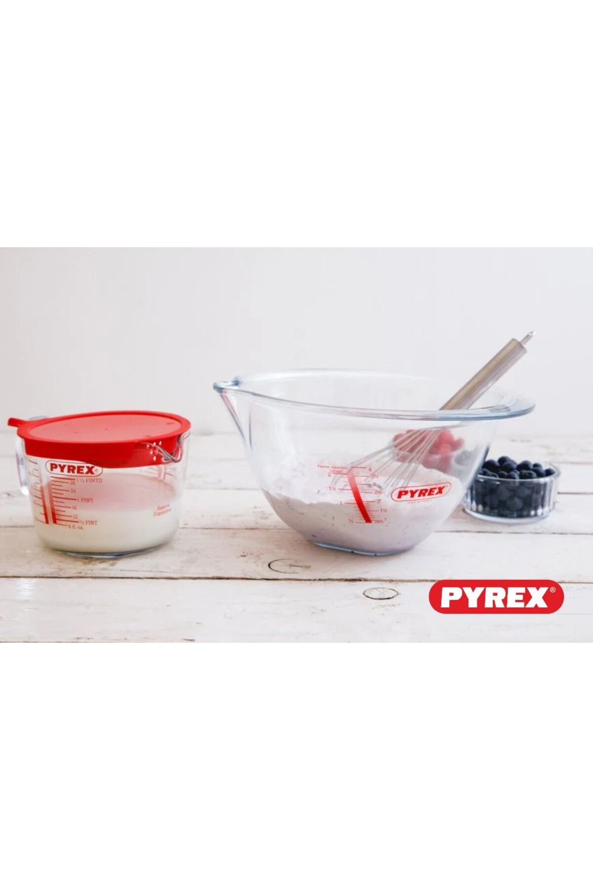 Pyrex-Measuring Jug 1L with Red Lid - Durable & Versatile 5