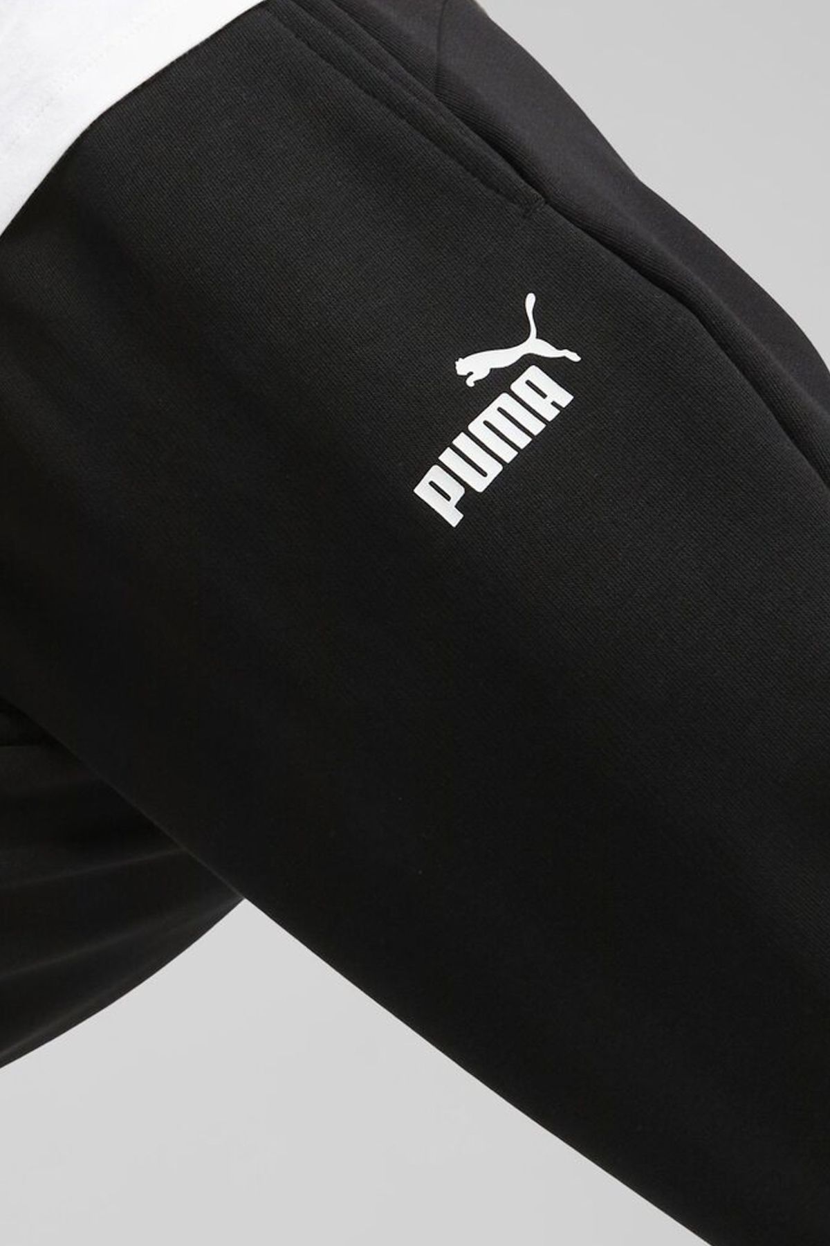 Puma-Pantaloni de trening pentru femei Essentials 4