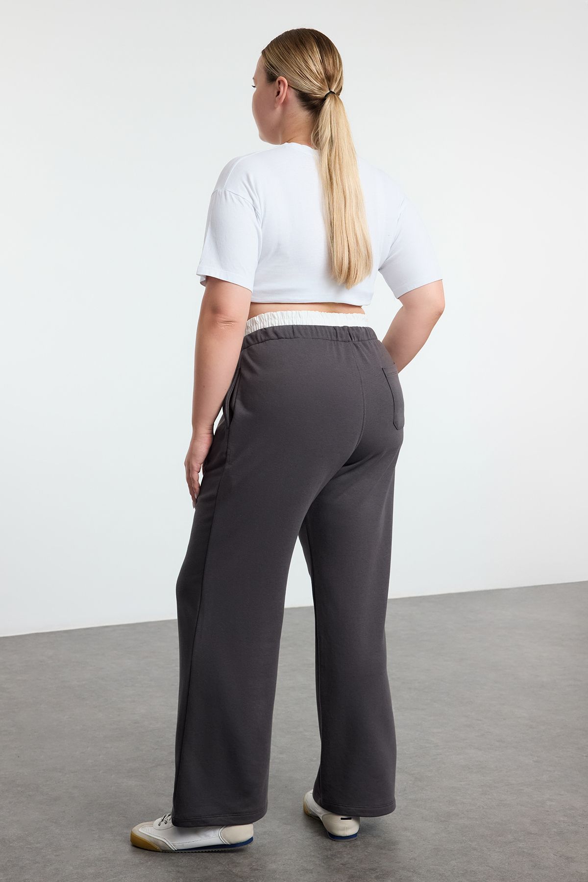 Trendyol Curve-Πλεκτό παντελόνι Anthracite Plus Size - Φαρδύ πόδι και λεπτομέρεια μέσης TBBAW25AJ00005 5