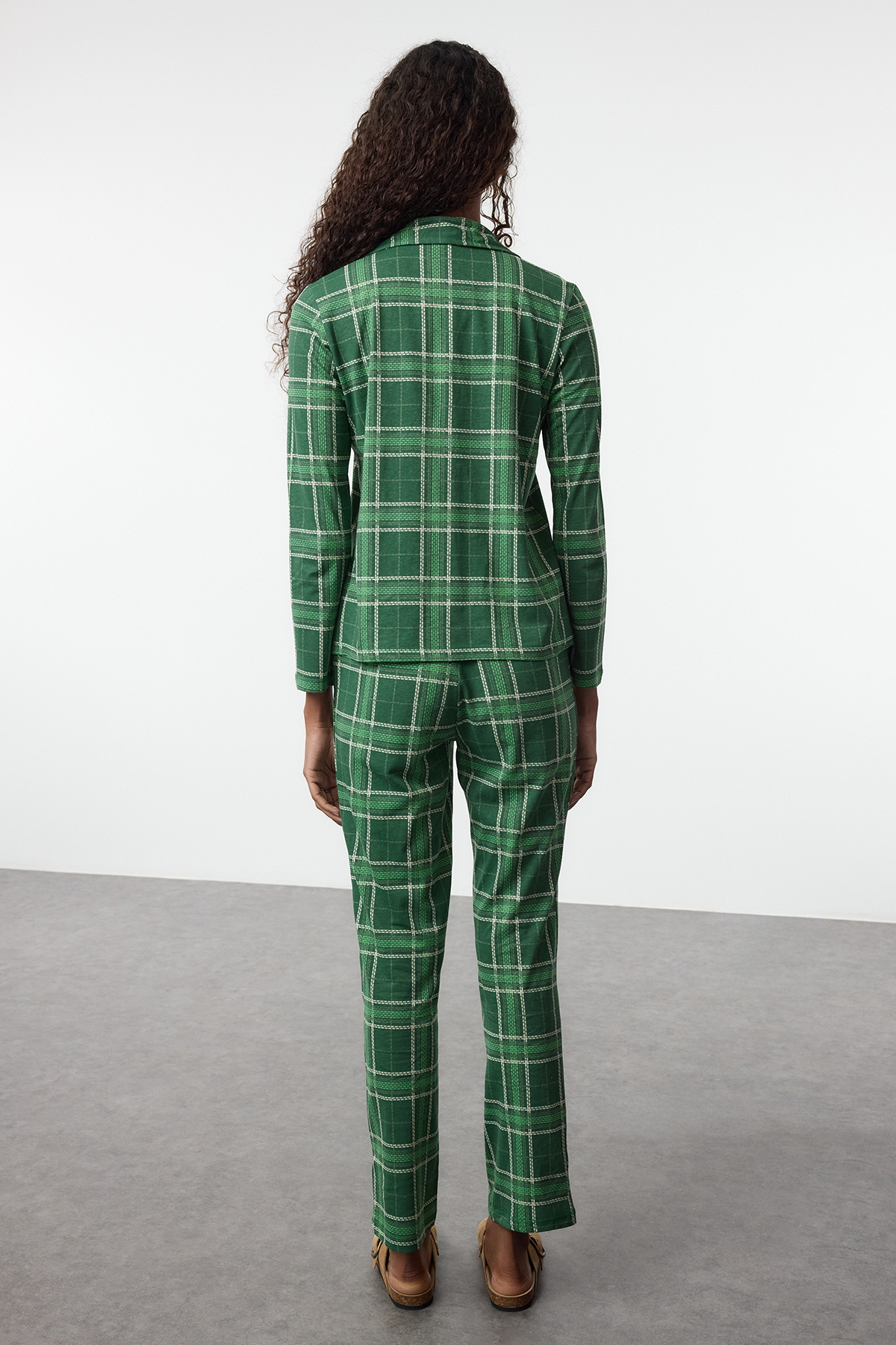 Trendyolmilla  Yeşil %100 Pamuklu Ekoseli Örme Pijama Takımı THMAW20PT0266 - Görsel 5