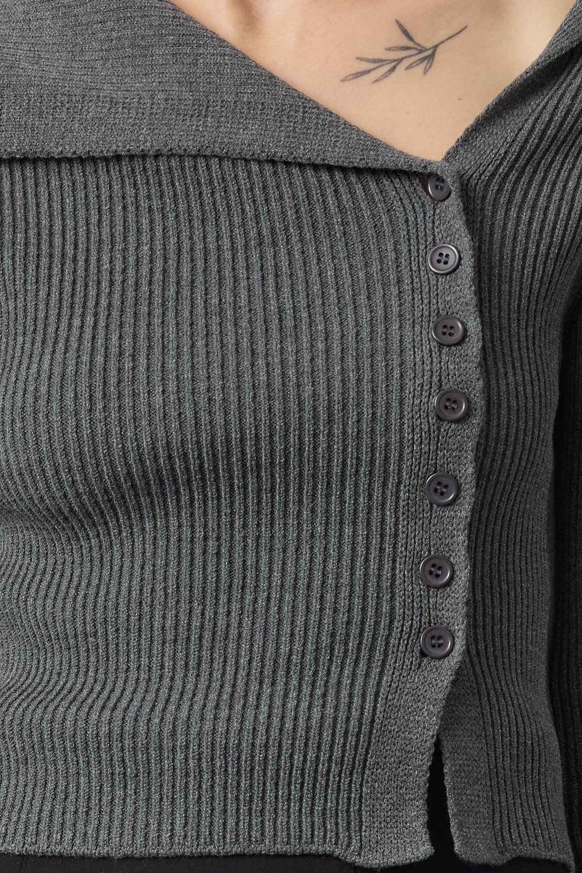 Trendyolmilla  Antrasit Merserize Görünümlü Premium İplik/Özel İplik Fitted/Vücudu Saran Triko Hırka TWOAW25HI00254 - Görsel 3