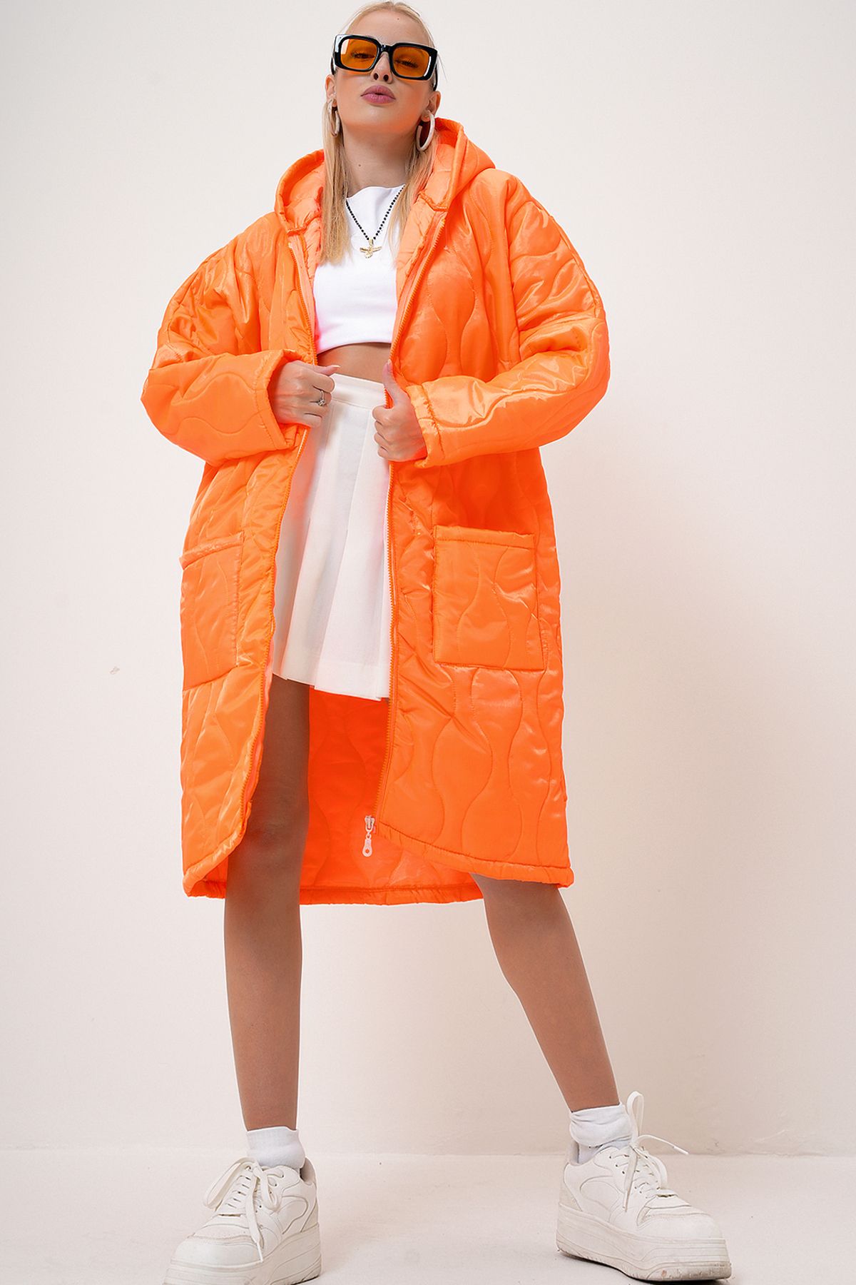 complete the look image