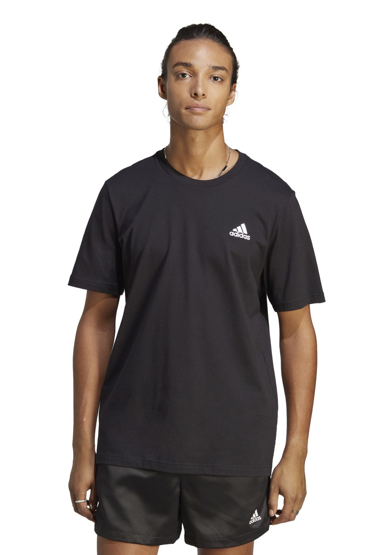 تی شرت با لوگوی کوچک دوزی شده تکی ملزومات adidas