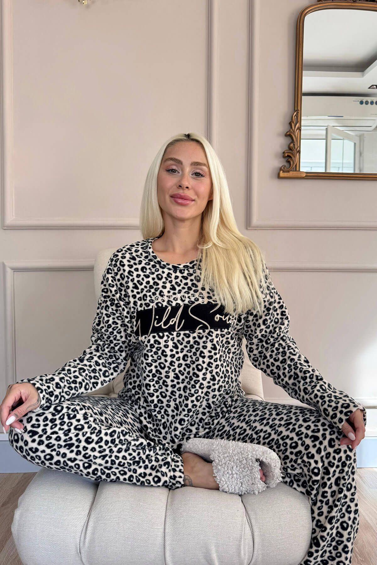 Pijamaevi-Braunes Wild Soul gemustertes Plüsch-Polar-Pyjama-Set 2