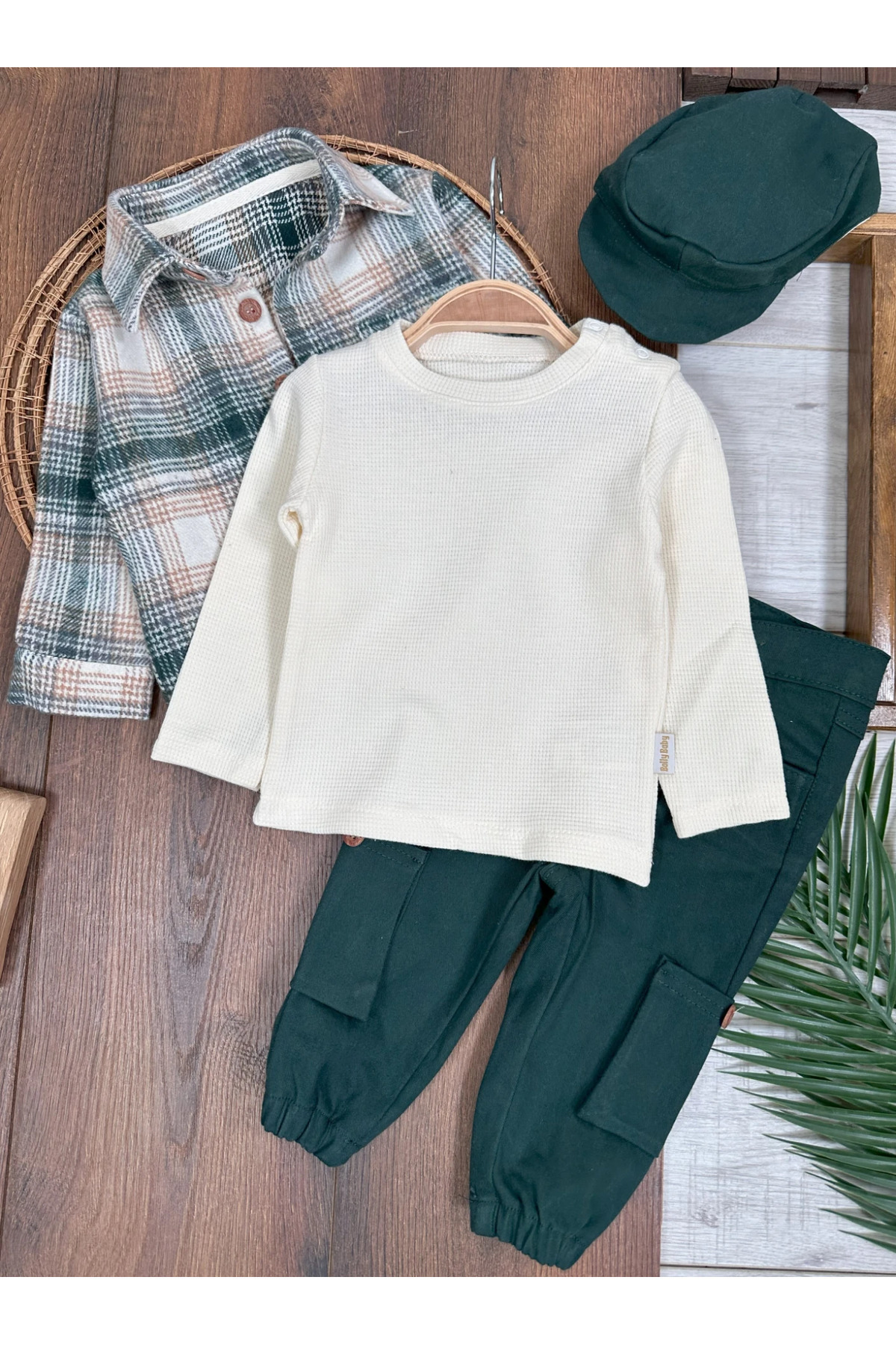 tiwitibaby Oduncu Gömlek Şapkalı Waffle  Badili Kanvars Kargo Pantolonlu 4lü Erkek Bebek/Çocuk Takım fotoğrafı 3 (önizleme)