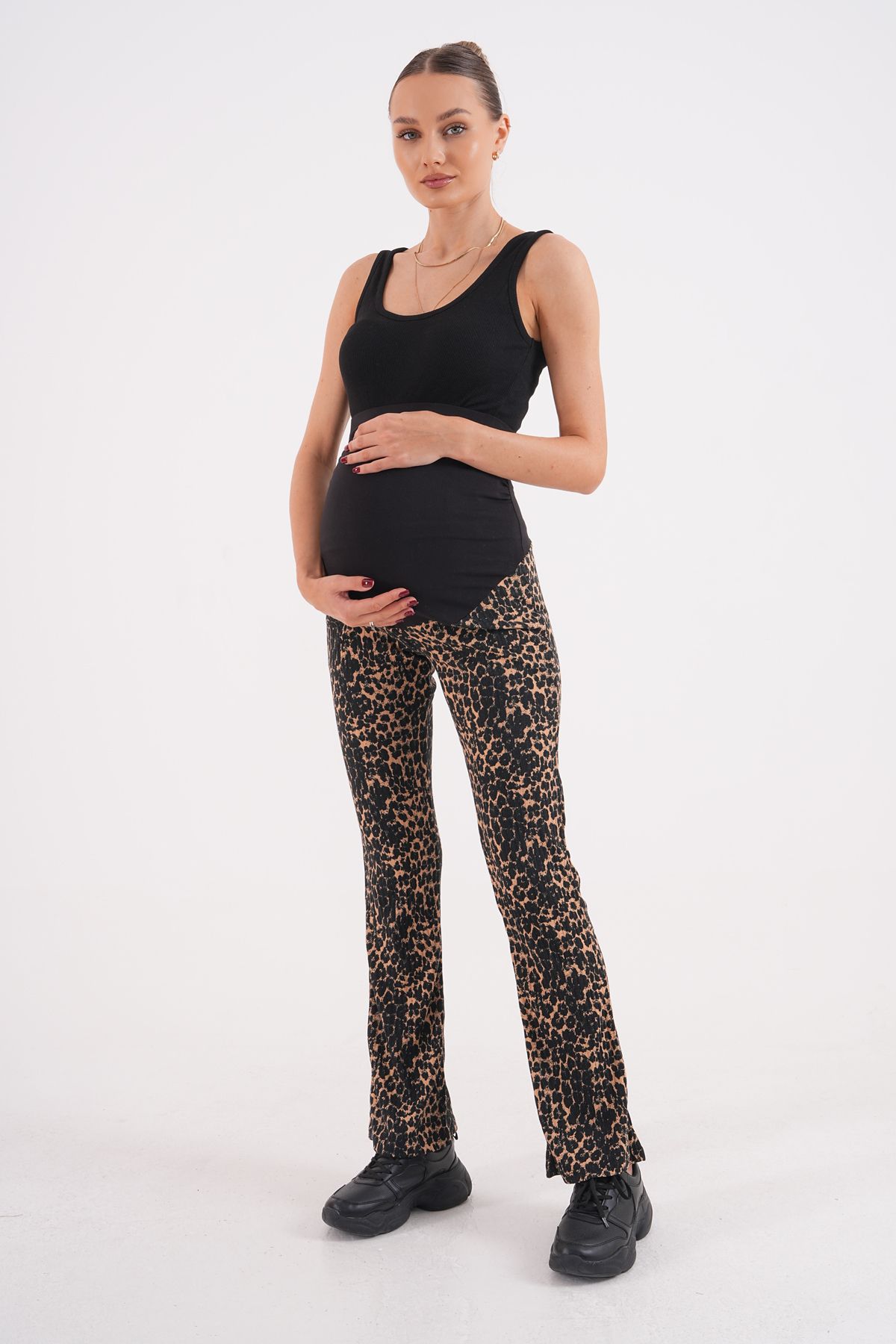 MEGHAN L.A-Pregnant & Maternity Flexible Abdominal Banded Leopard Patterned Bottom 1