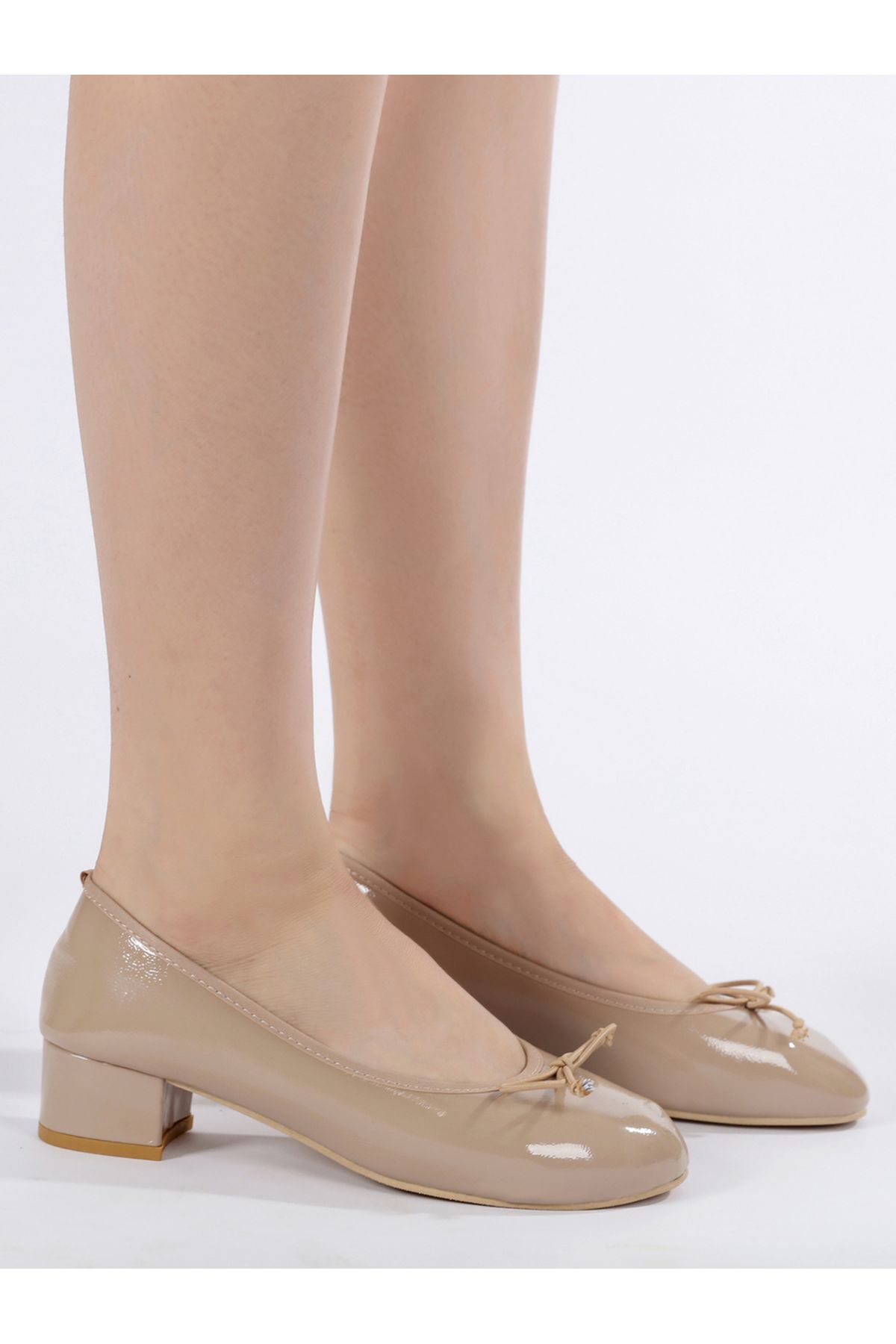 Sneak-a-Peek By Styli-Patent Round Toe Block Heel Shoes 2