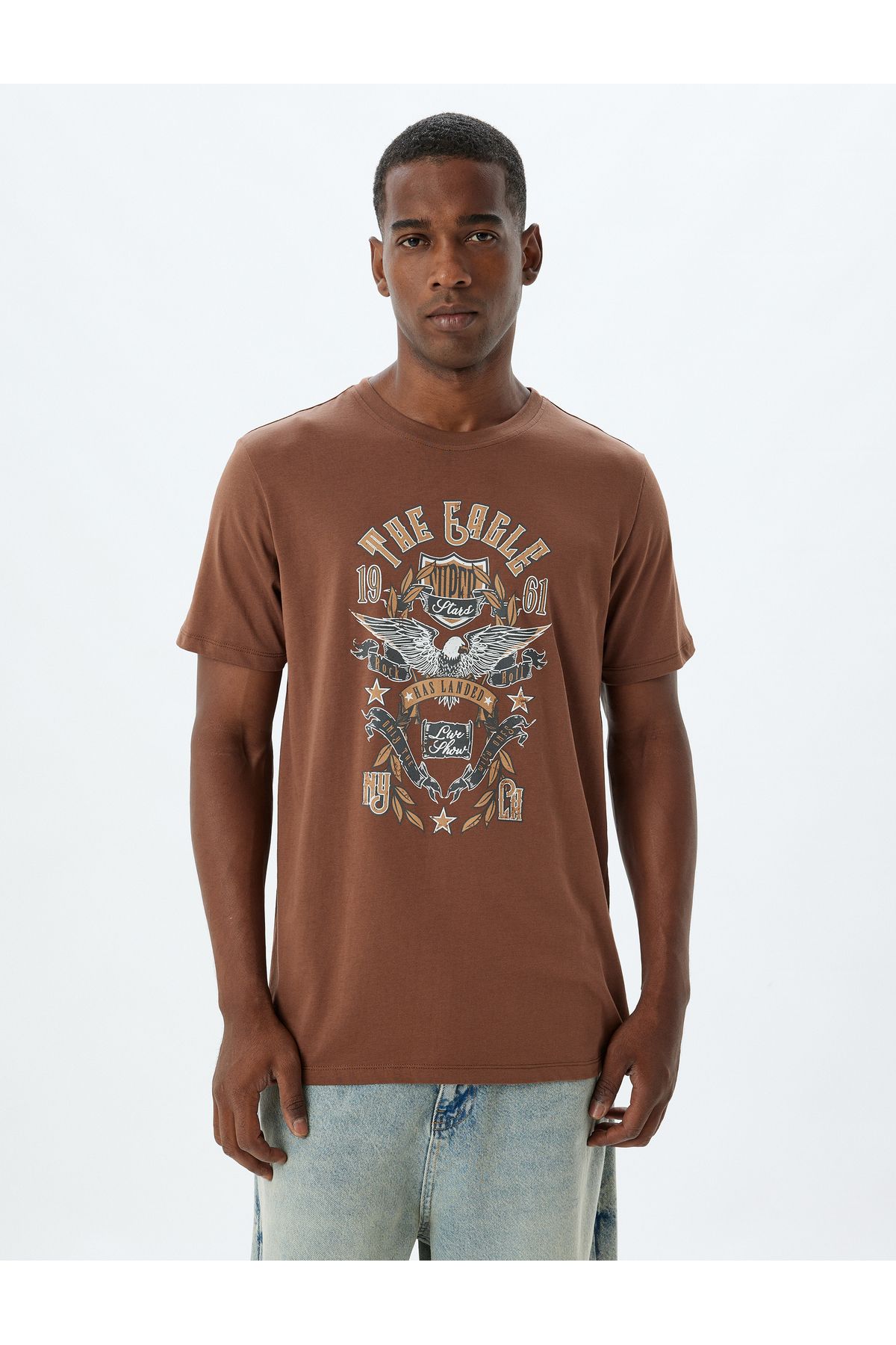 Koton-Baumwoll-T-Shirt mit Rundhalsausschnitt und schmaler Passform – bedruckt und kurzärmlig 3