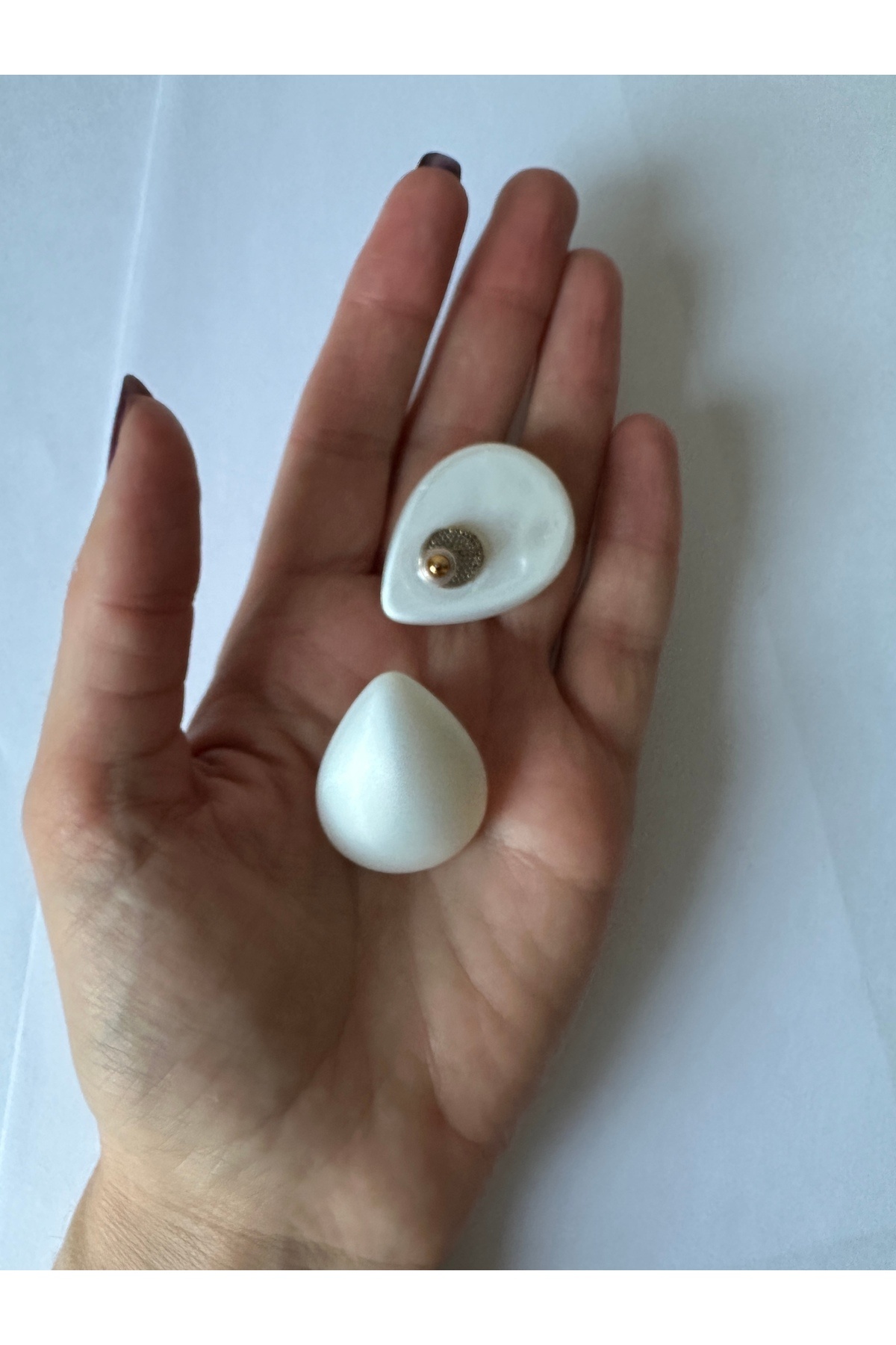 Amor Center-Ellipse Model Large Size Matte - Very Light and Stylish Kiwi Earrings-Silver 4