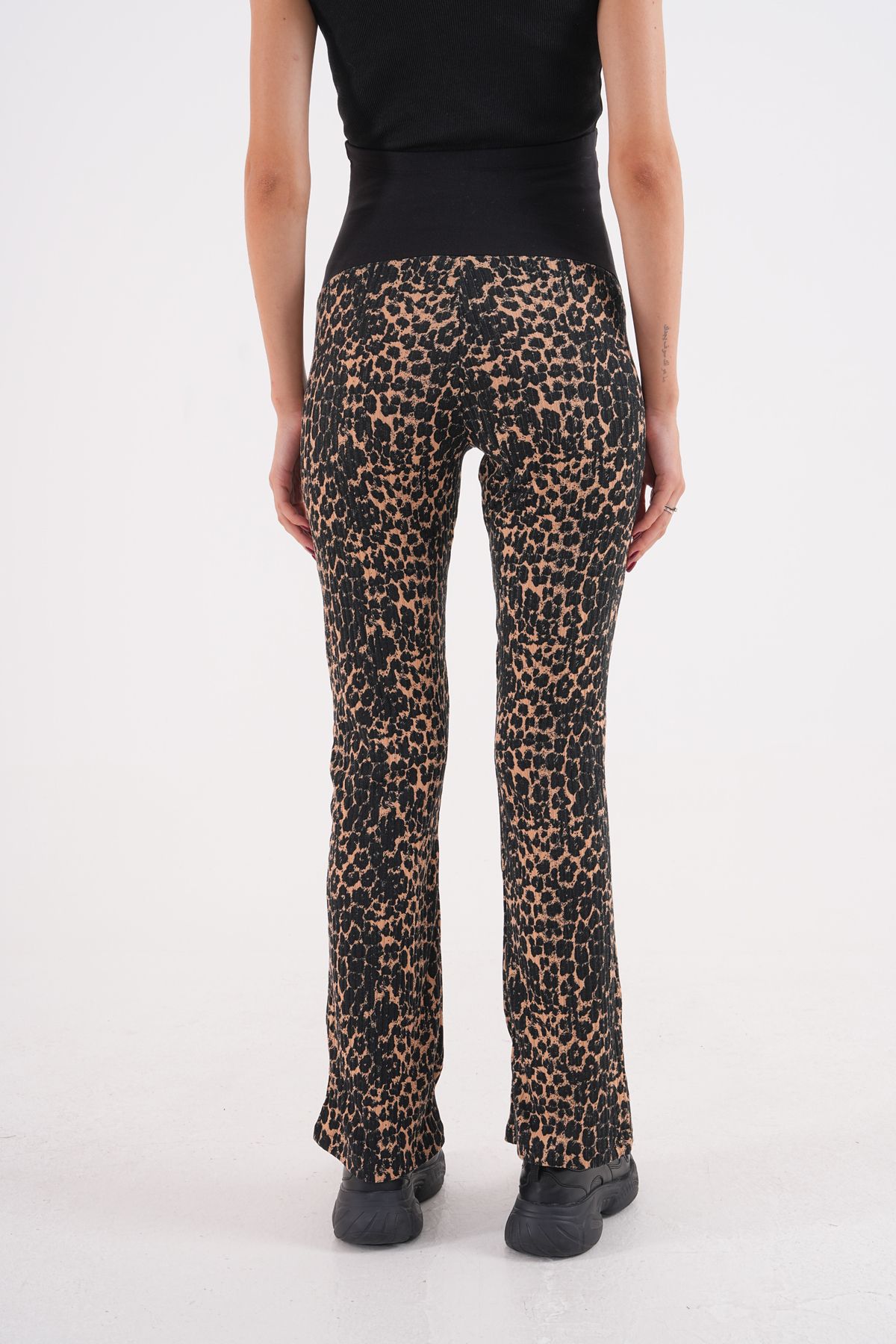 MEGHAN L.A-Pregnant & Maternity Flexible Abdominal Banded Leopard Patterned Bottom 7
