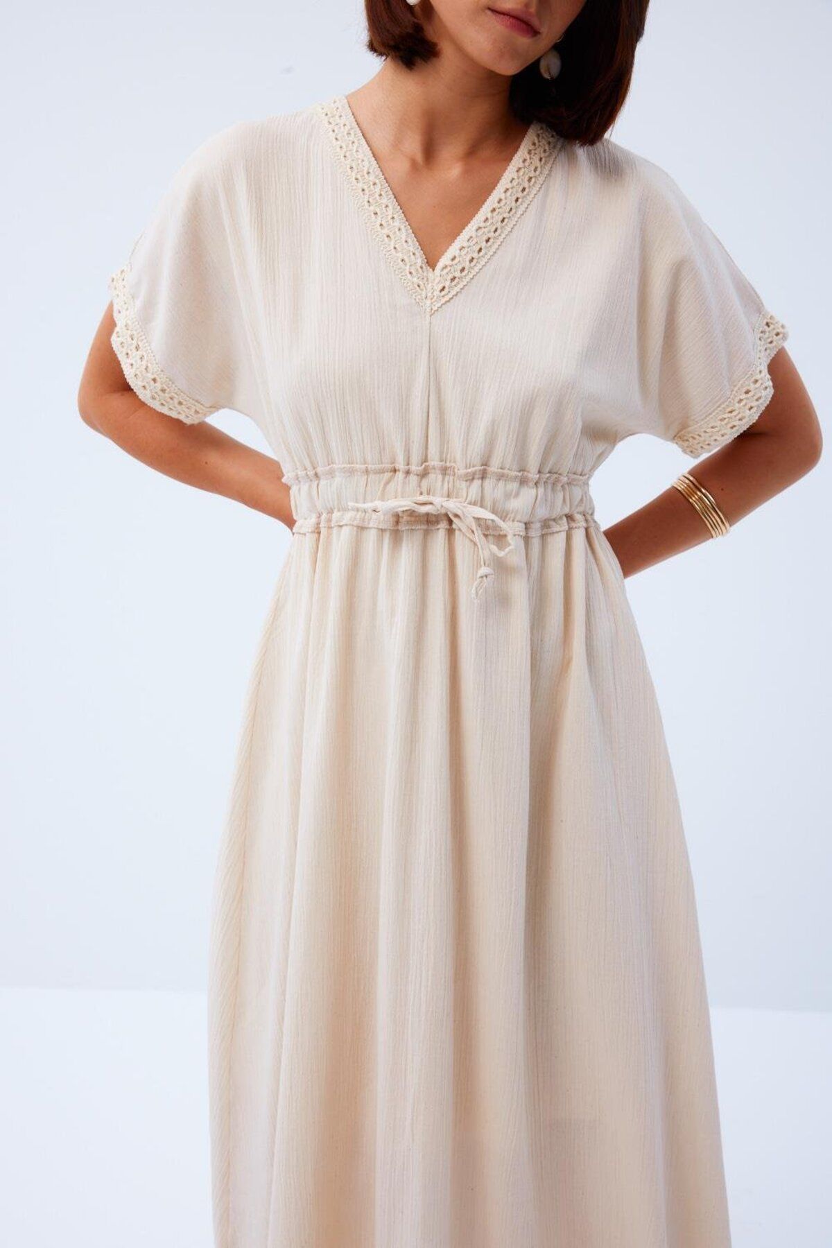 Tuba Butik-Beige Midi Dress - Linen Look, V-Neck 3