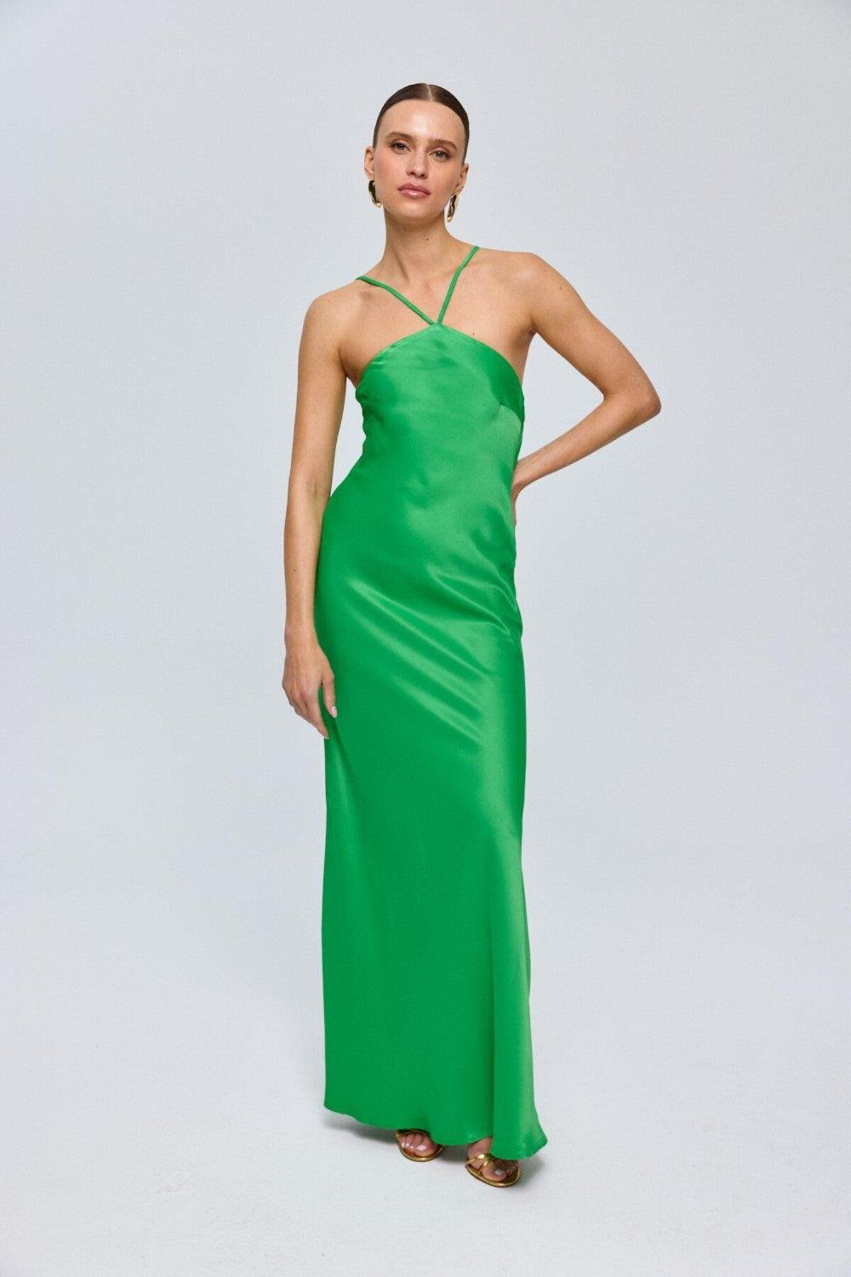 Tuba Butik-Halter Neck Satin Green Long Dress 1