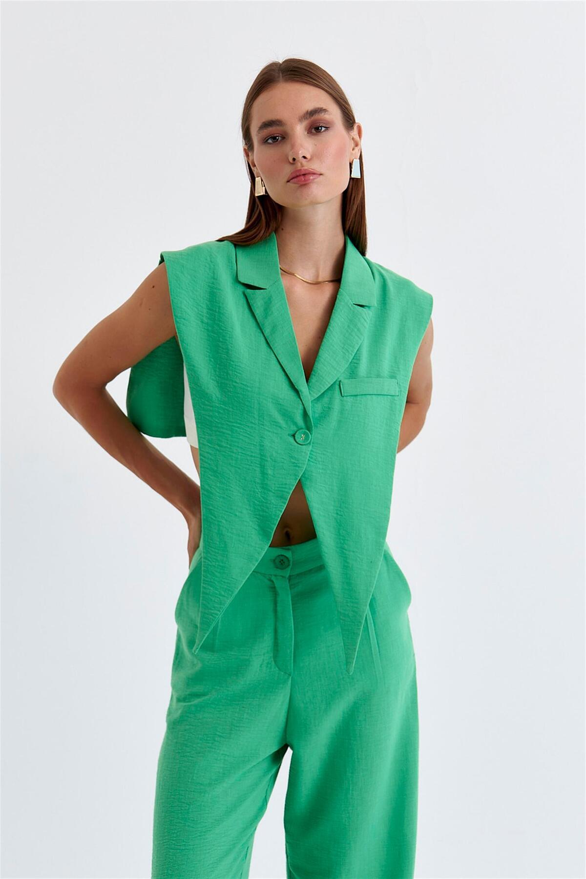Tuba Butik-Vestă verde pentru femei cu design amestecat de in 3