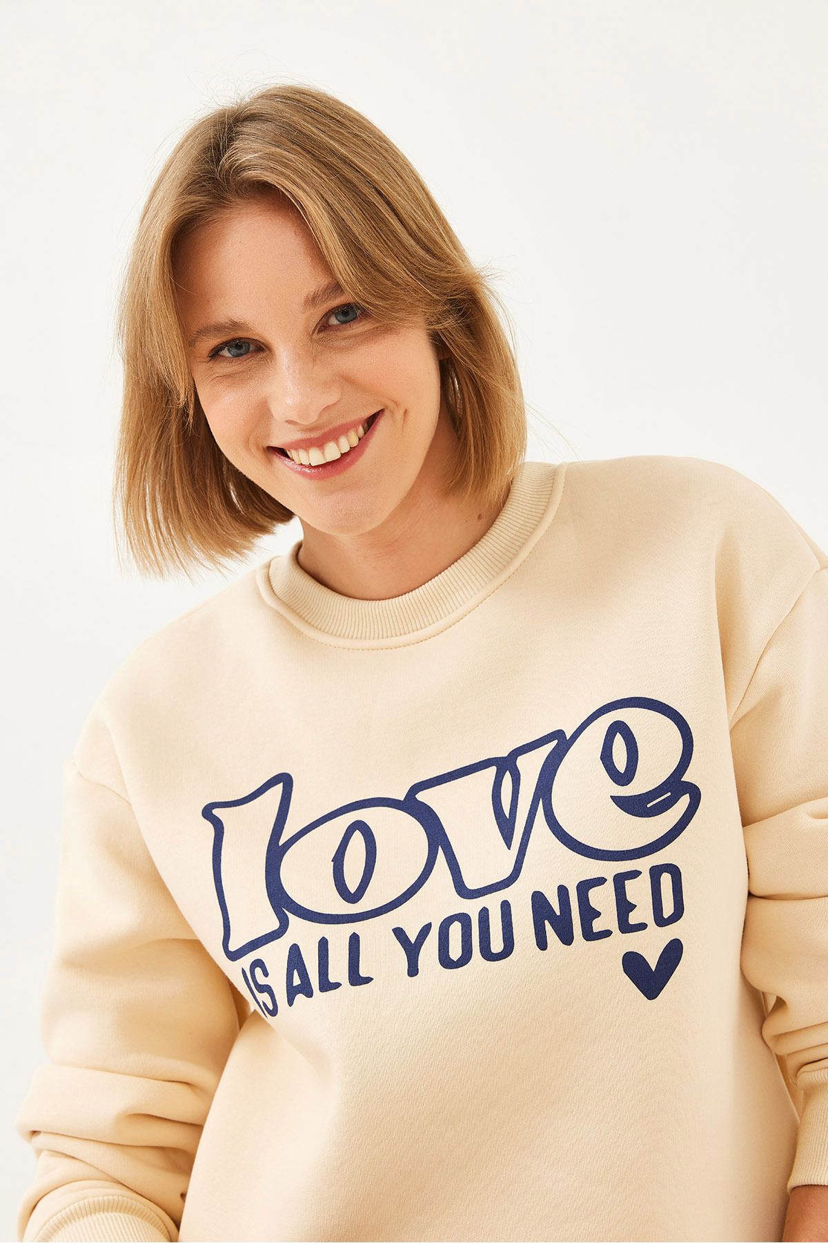 Bianco Lucci-Women's Loose Cut Round Collar Sweatshirt Mbhs022 60601022 5