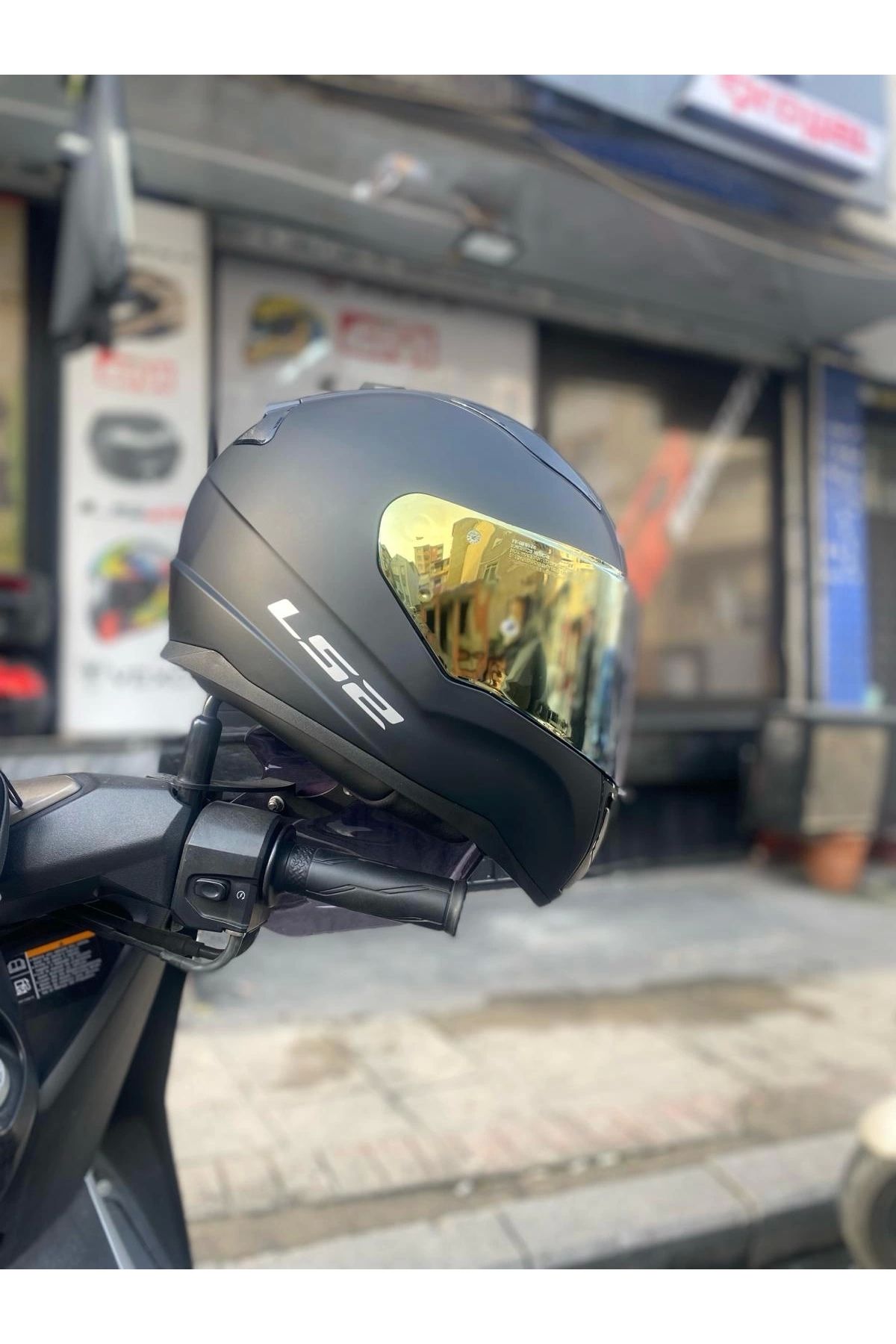 LS2-Black Rapid Matte Helmet - Gold Visor 2