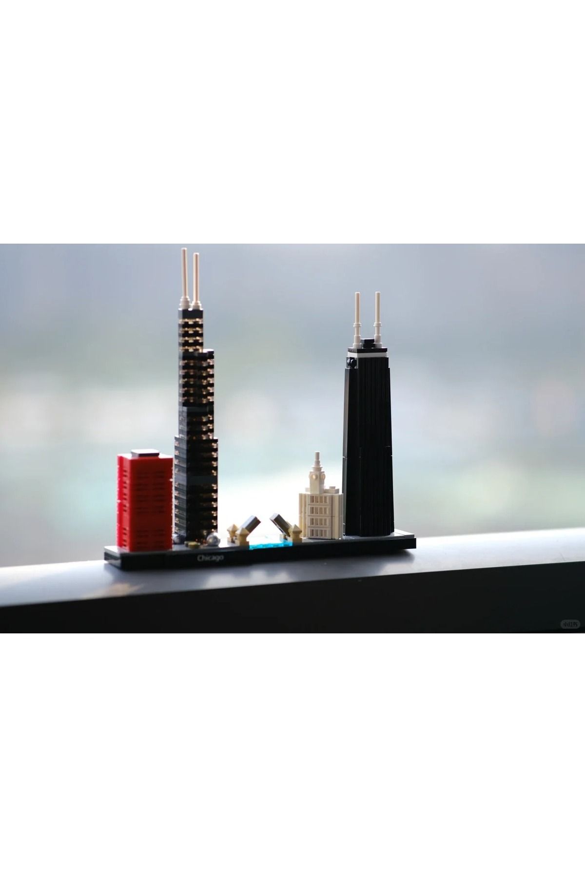 Choice-444pcs Creative Expert Chicago landmark Model Compatible 21033 Moc Building Blocks Bricks Educati... 1