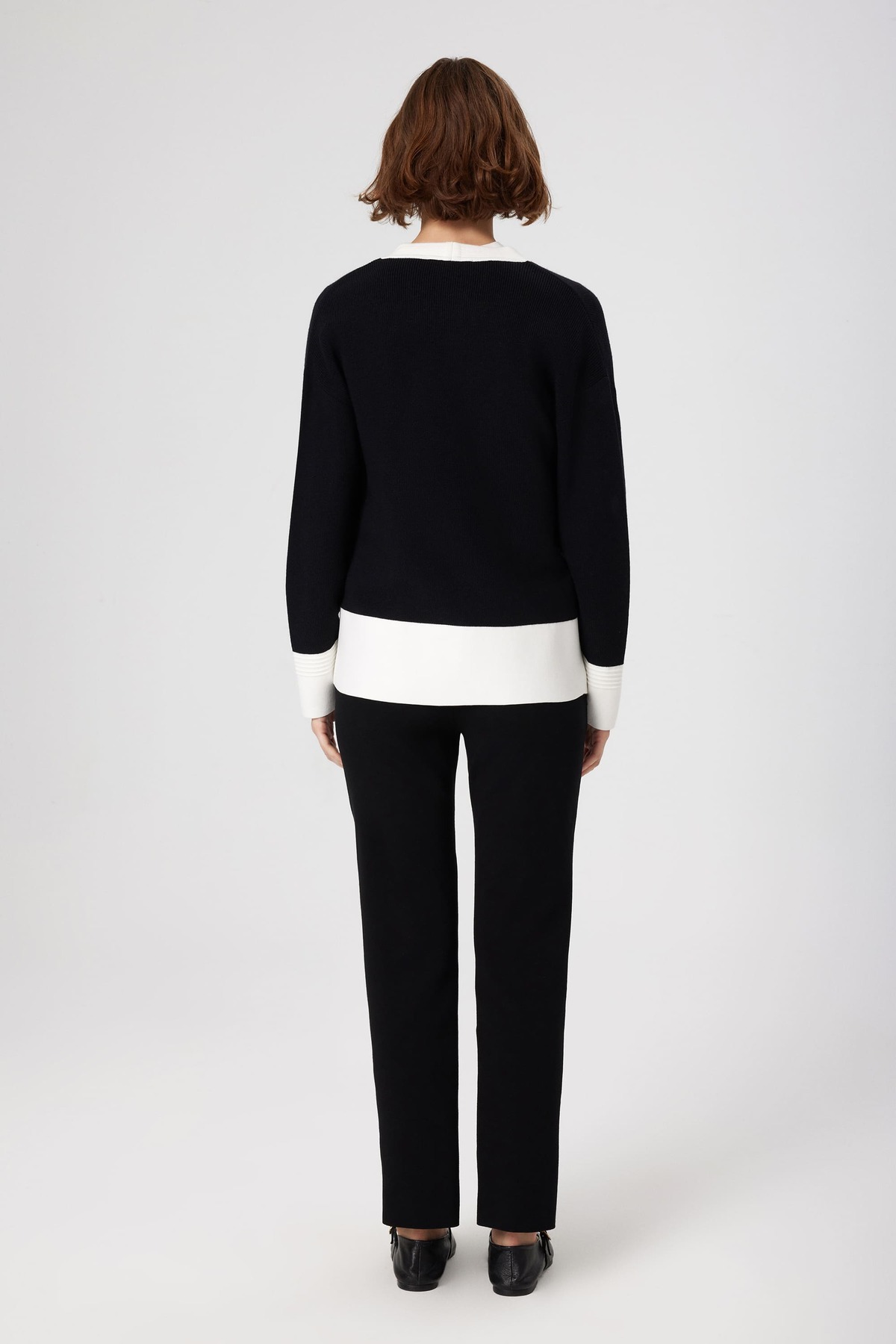 Mısırlı-Women's Black and White Cuffed V-Neck Cardigan 6
