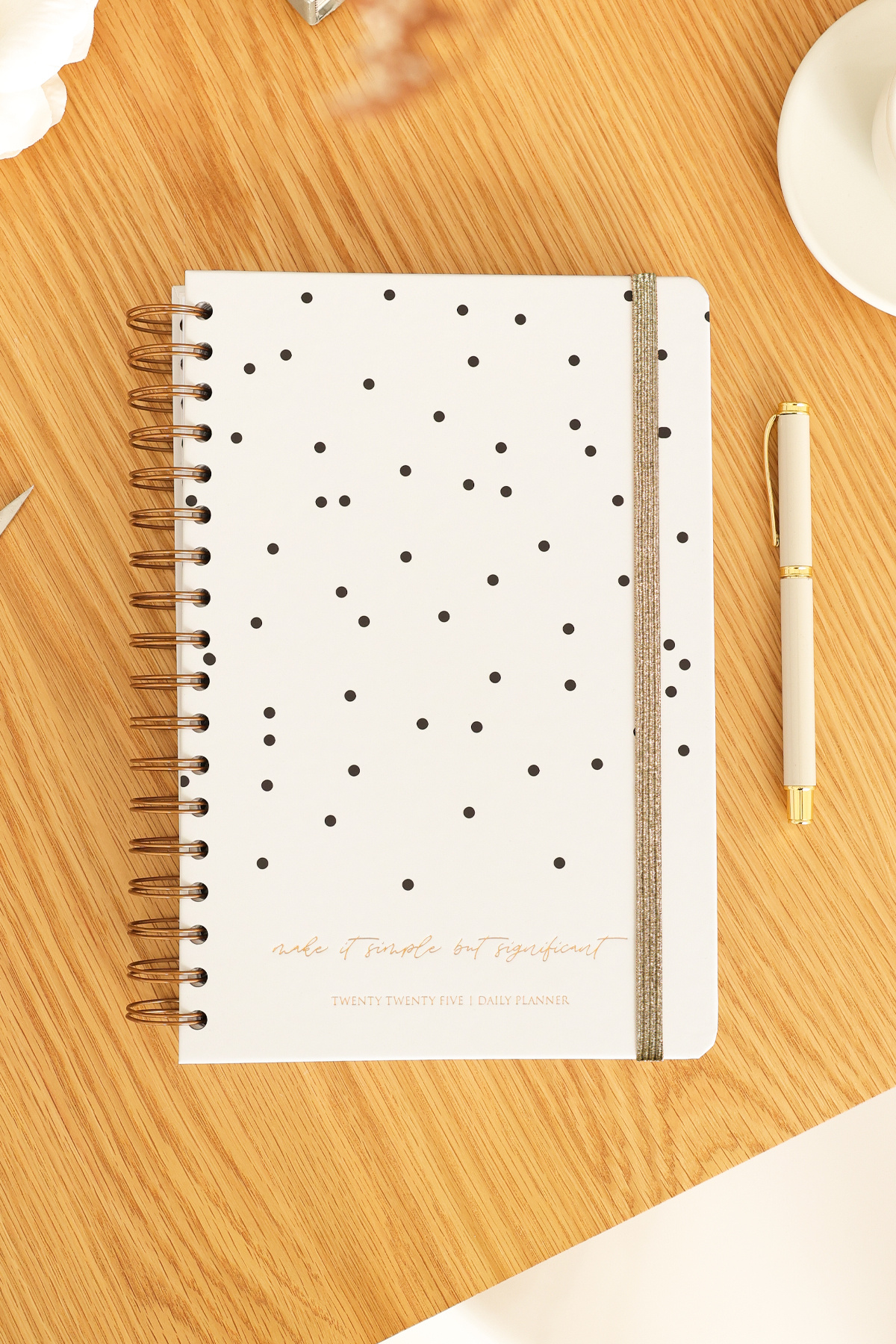 Matt Notebook-جدول أعمال يومي حلزوني لعام 2025 - 16x24 سم 12 شهرًا منقط 1