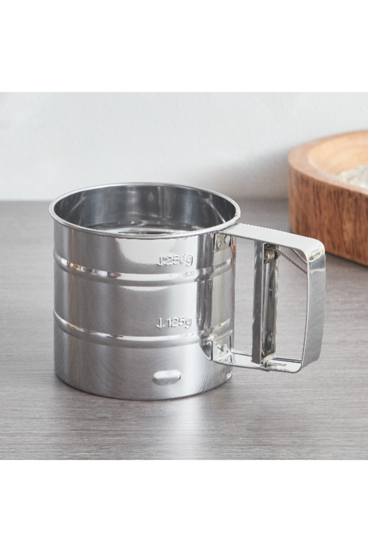Home Box Metal Flour Sifter - 9.5 cm