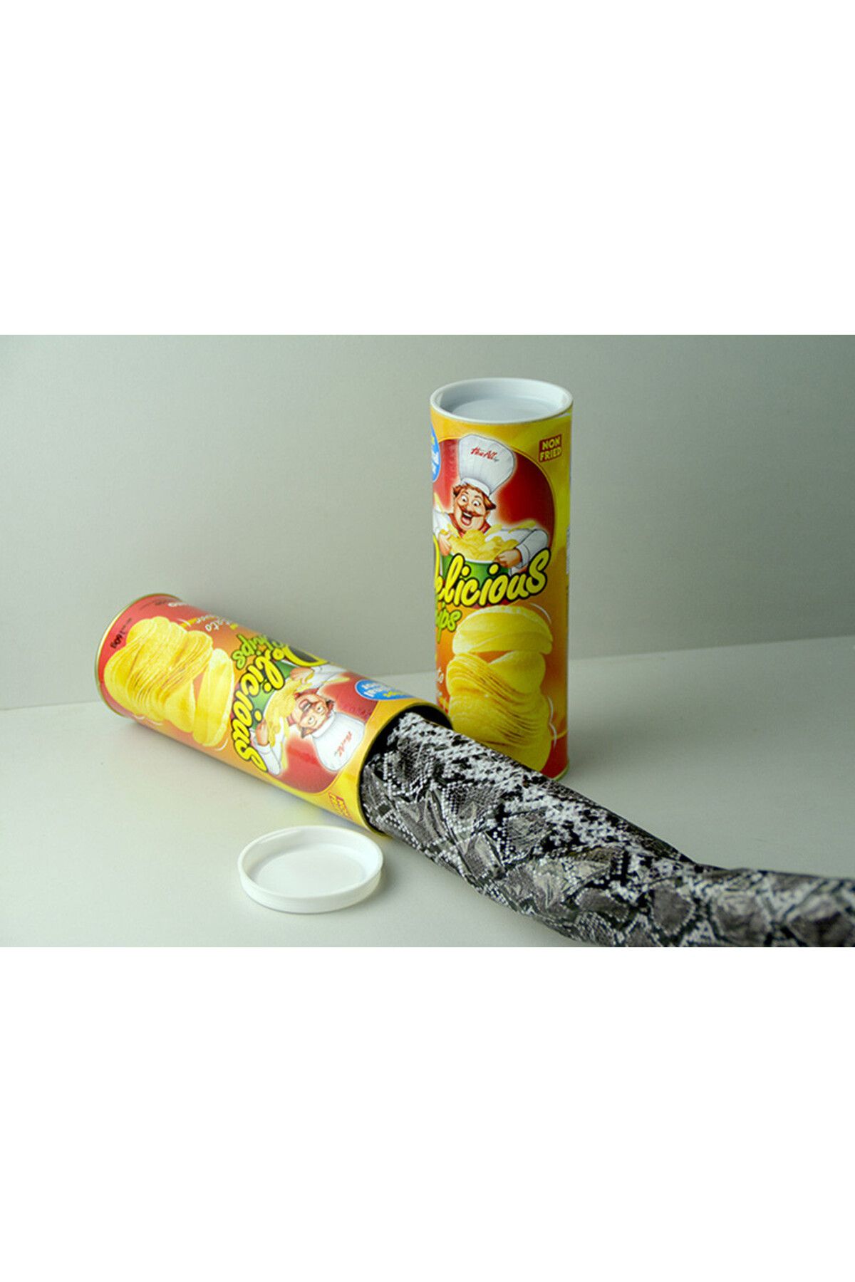Choice-Halloween  Potato Chips Cans Snake Tricks Joke Scary Fries Play Fun Toys 7