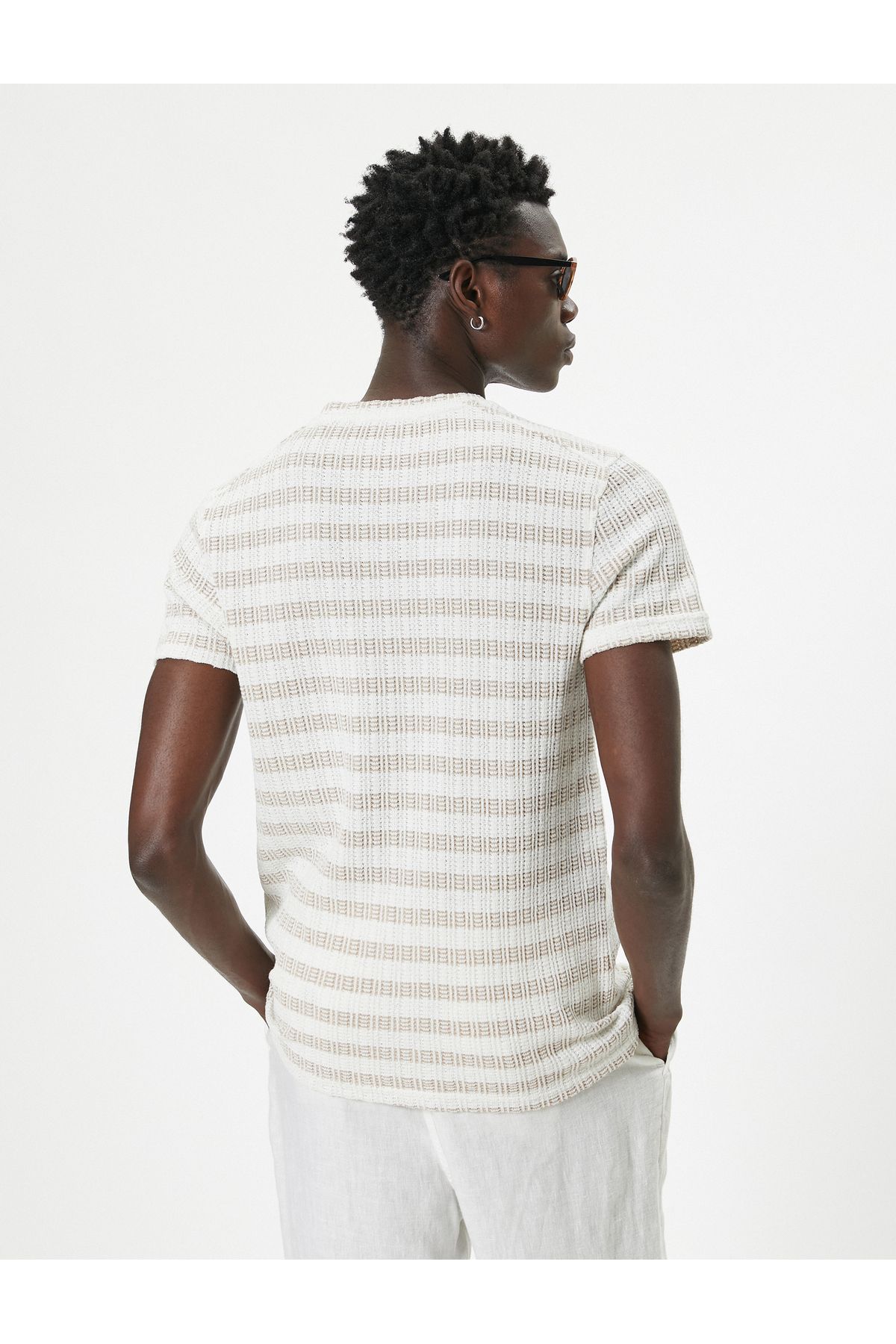 Koton-Crew Neck Textured T-Shirt - Short Sleeve and Print 4