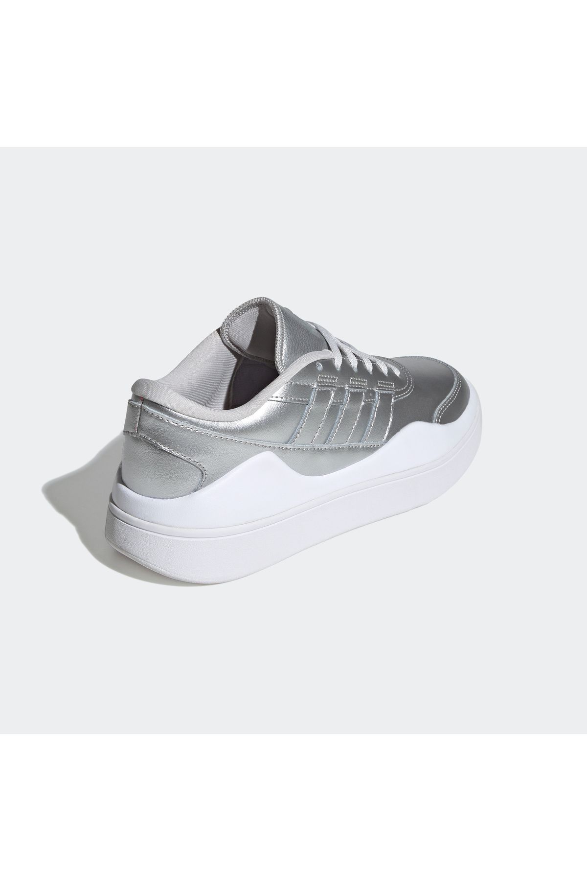 اسنیکر نقرهای زنانه کفش ورزشی osade id5523 اورجینال adidas