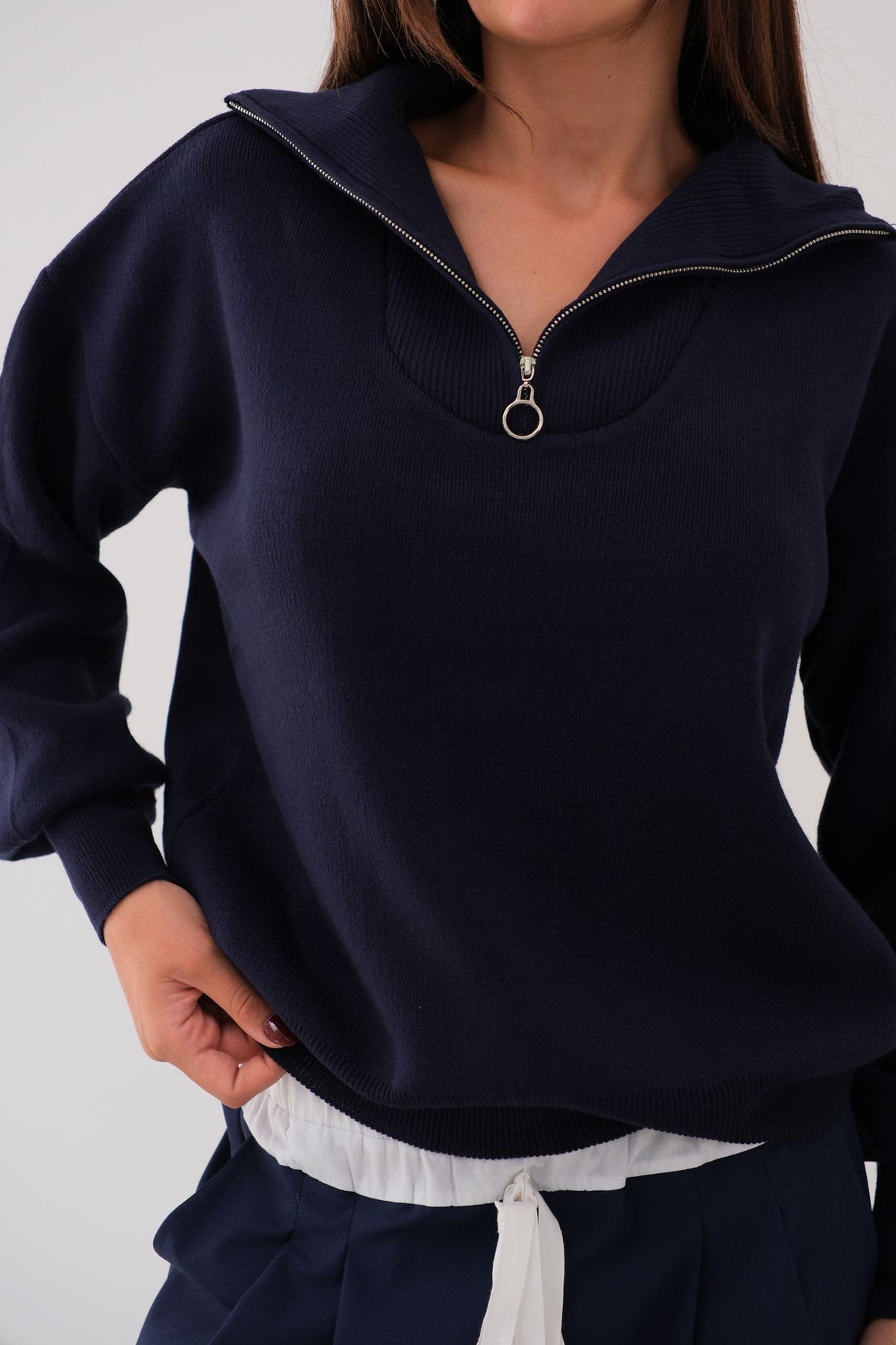Black Fashion-Zippered Oversize Navy Blue Knitwear Sweater 4