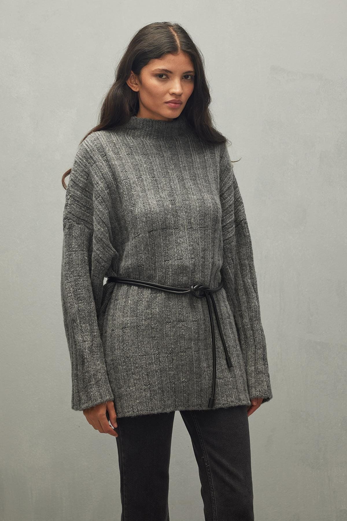 Fahhar-Anthracite Thick Knit Sweater 6