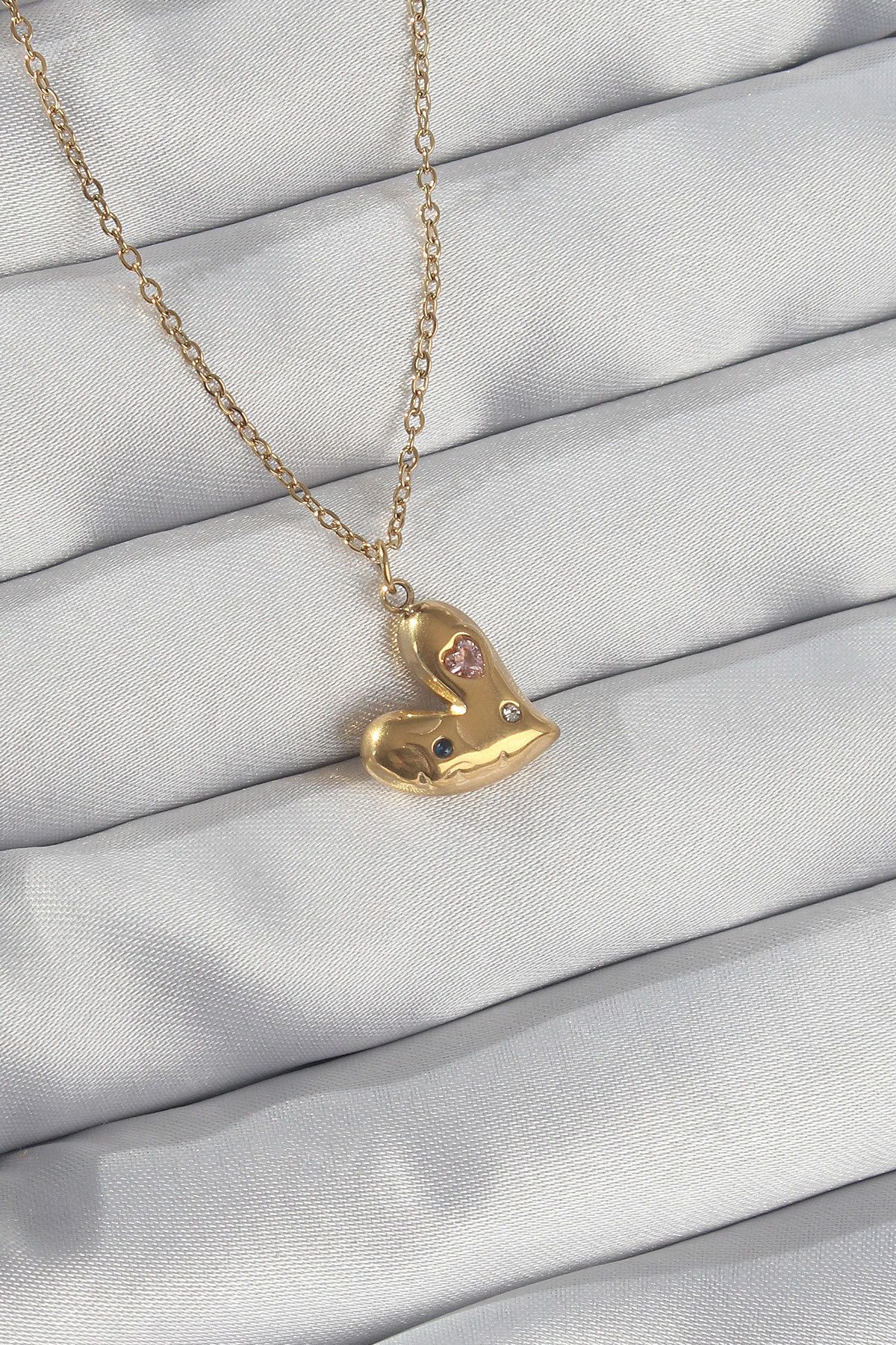 New Things 316L Çelik Zincir Gold Renk Renkli Zirkon Taşlı Kalp Kolye