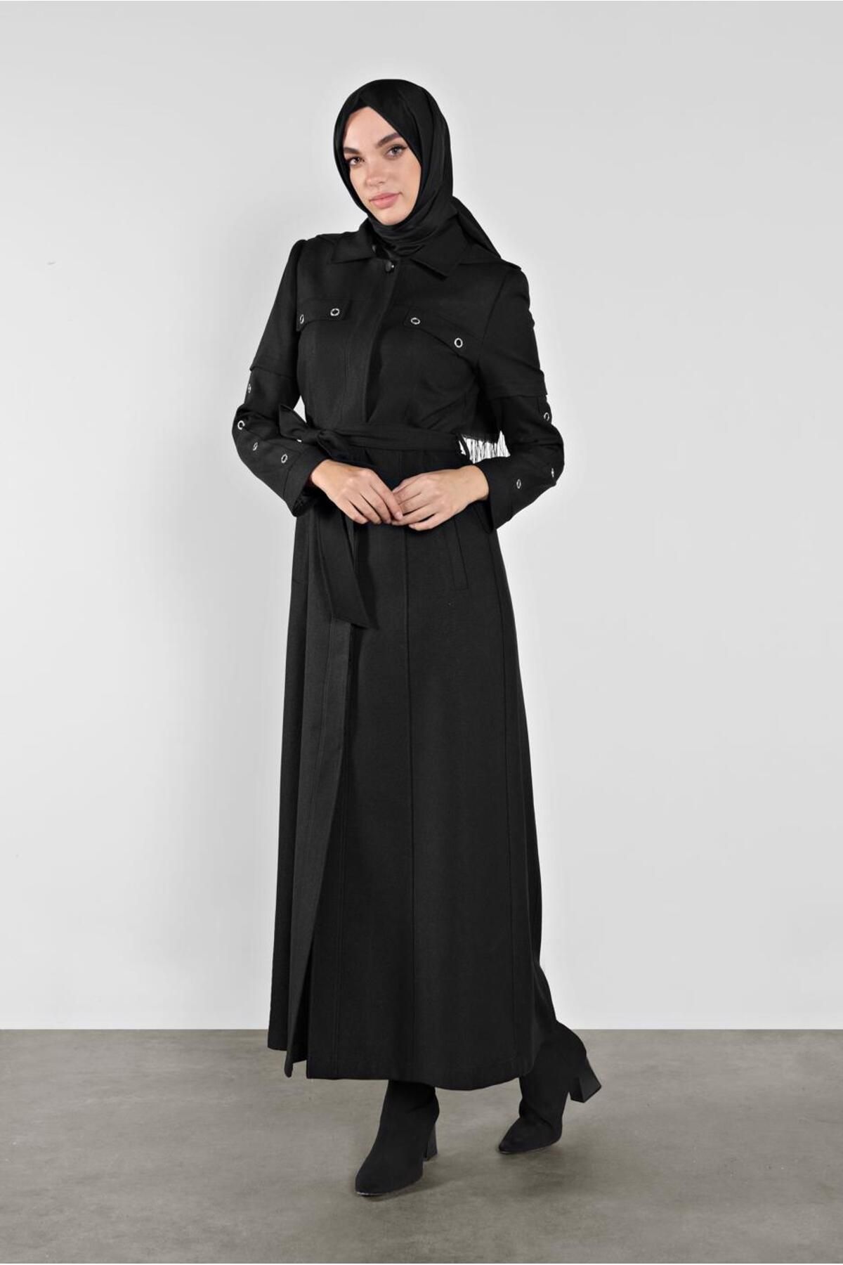 کت روکش کمربندی با جزئیات چشم 10286 Alvina