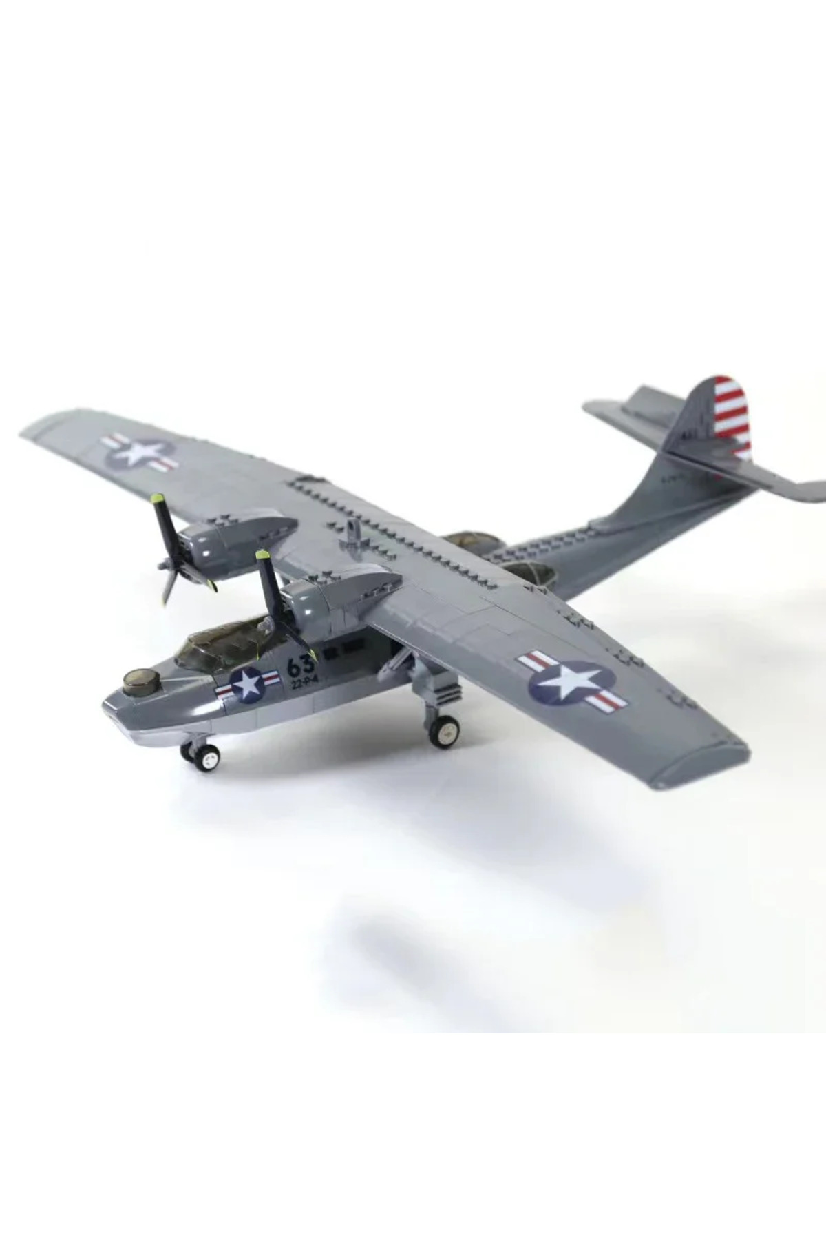 بازی‌های ساختنی بدون جعبه ۳۶۴ تکه بلوک‌های ساختمانی هواپیمای نظامی یکپارچه PBY 5A کاتالینا