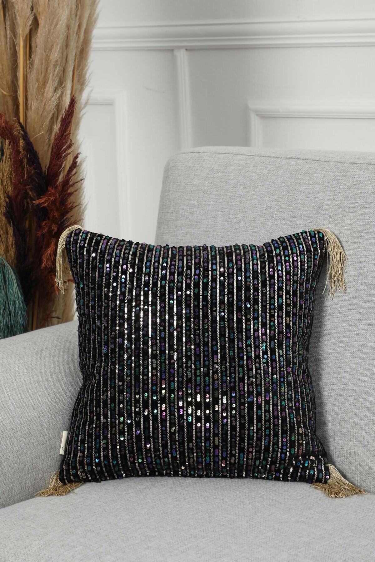 Aisha's Design-45X45 cm Velvet Throw Pillow - Sequined and Fringed Cover, K-373 1