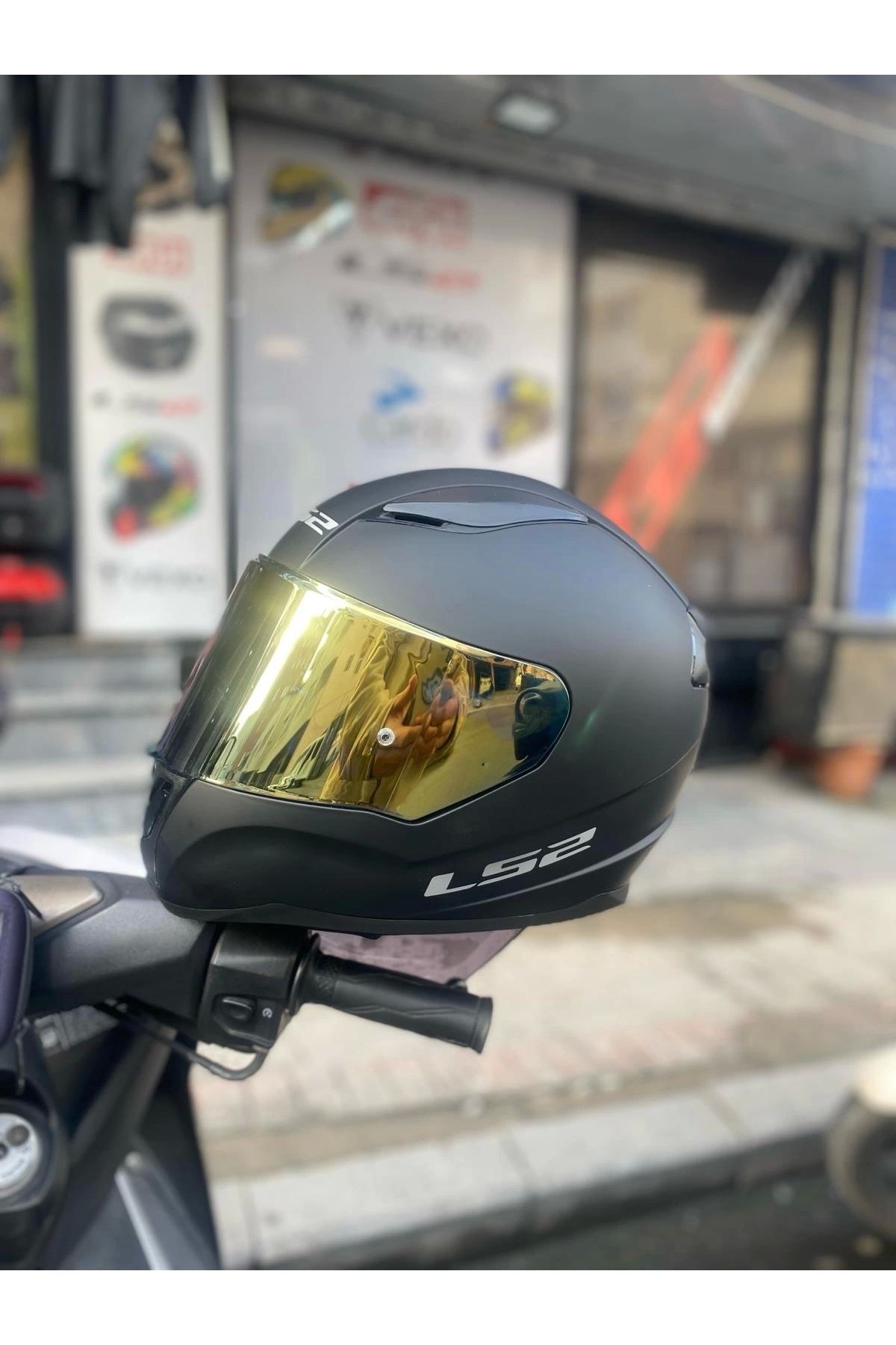 LS2-Black Rapid Matte Helmet - Gold Visor 3
