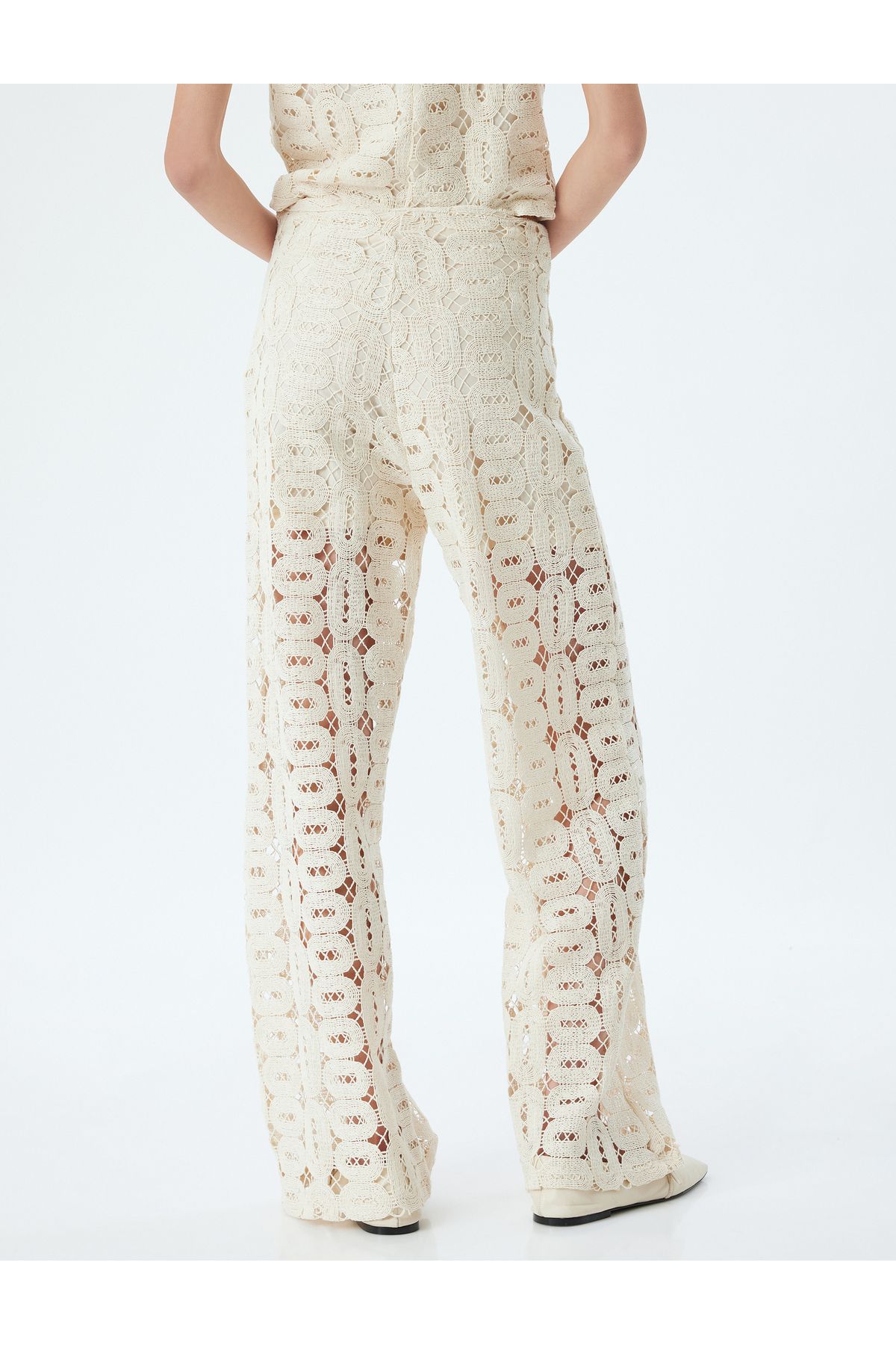 Koton-Wide Leg Half Lined Crochet Trousers 4