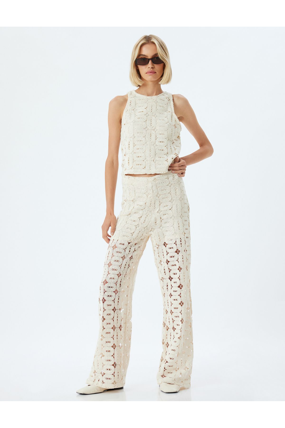 Koton-Wide Leg Half Lined Crochet Trousers 2