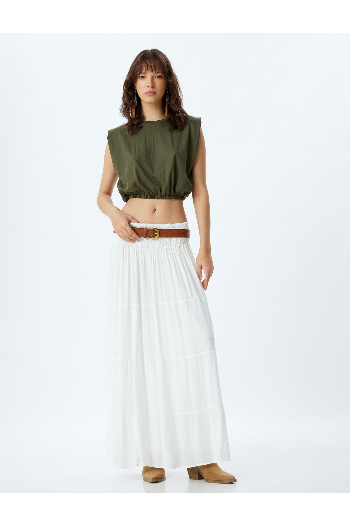 complete the look image