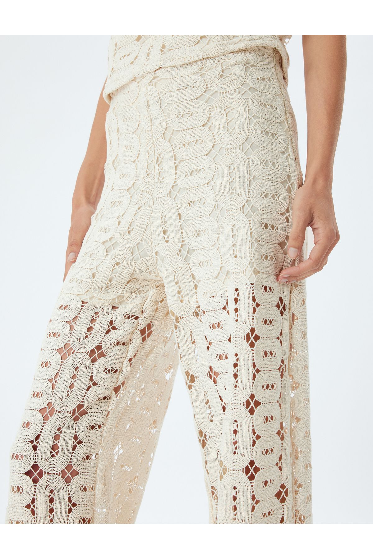 Koton-Wide Leg Half Lined Crochet Trousers 5