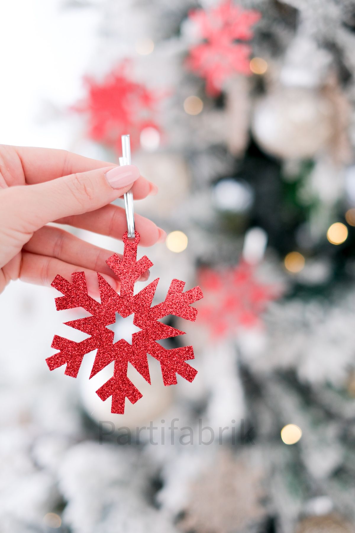 Partifabrik-Snowflake Christmas Tree Ornament Red (Pack of 12 with string 9*9cm) 3