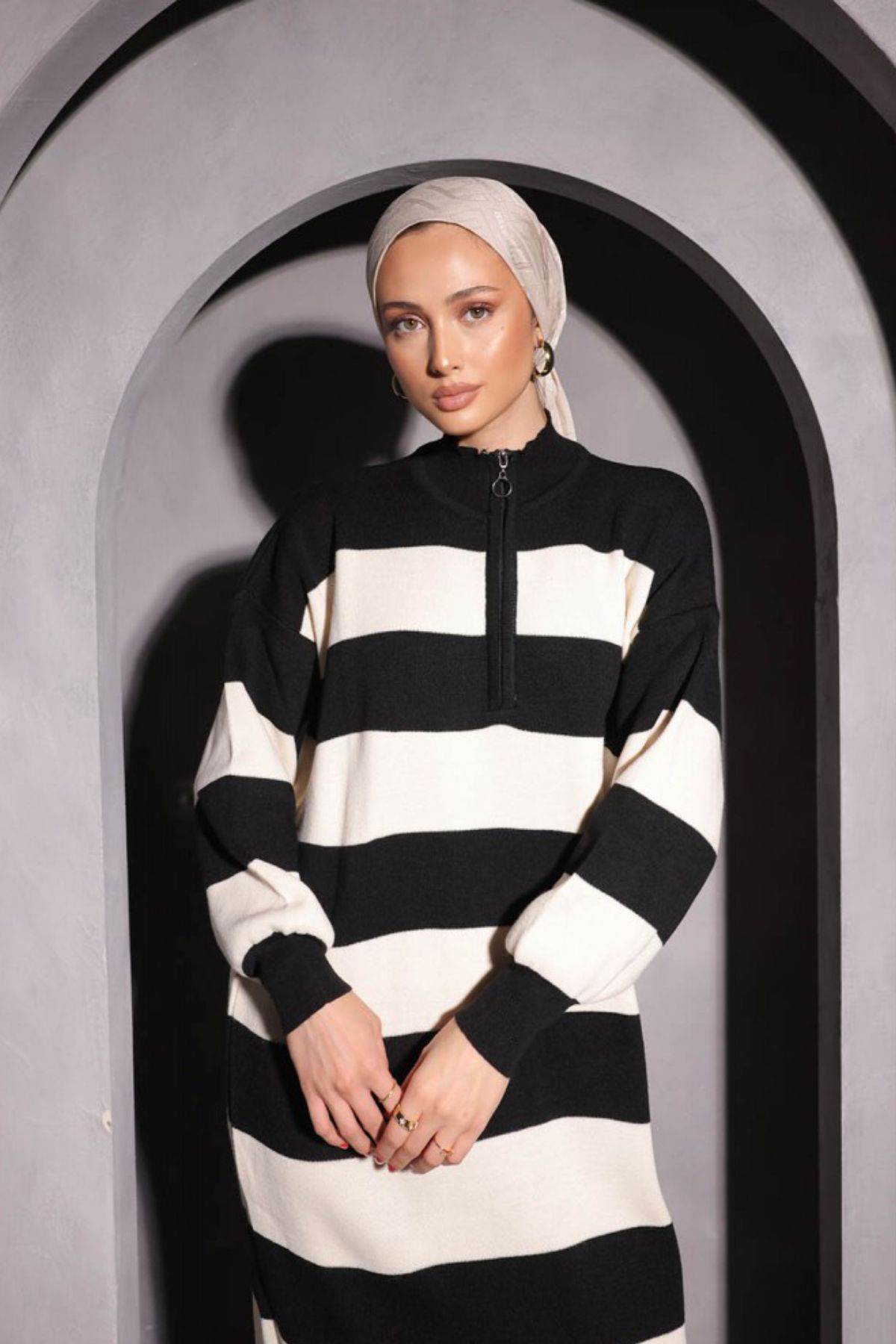 Bold Grup-Women's Striped Half Zipper Loose Knitwear Sweater Dress 1