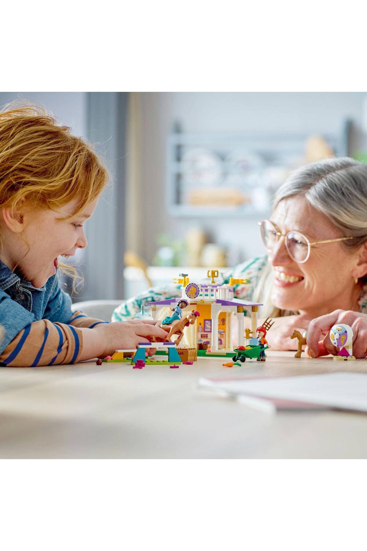 ® Friends آموزش اسب ۴۱۷۴۶ – شامل ۲ عروسک مینی و ۲ فیگور اسب برای کودکان ۴ ساله و بالاتر