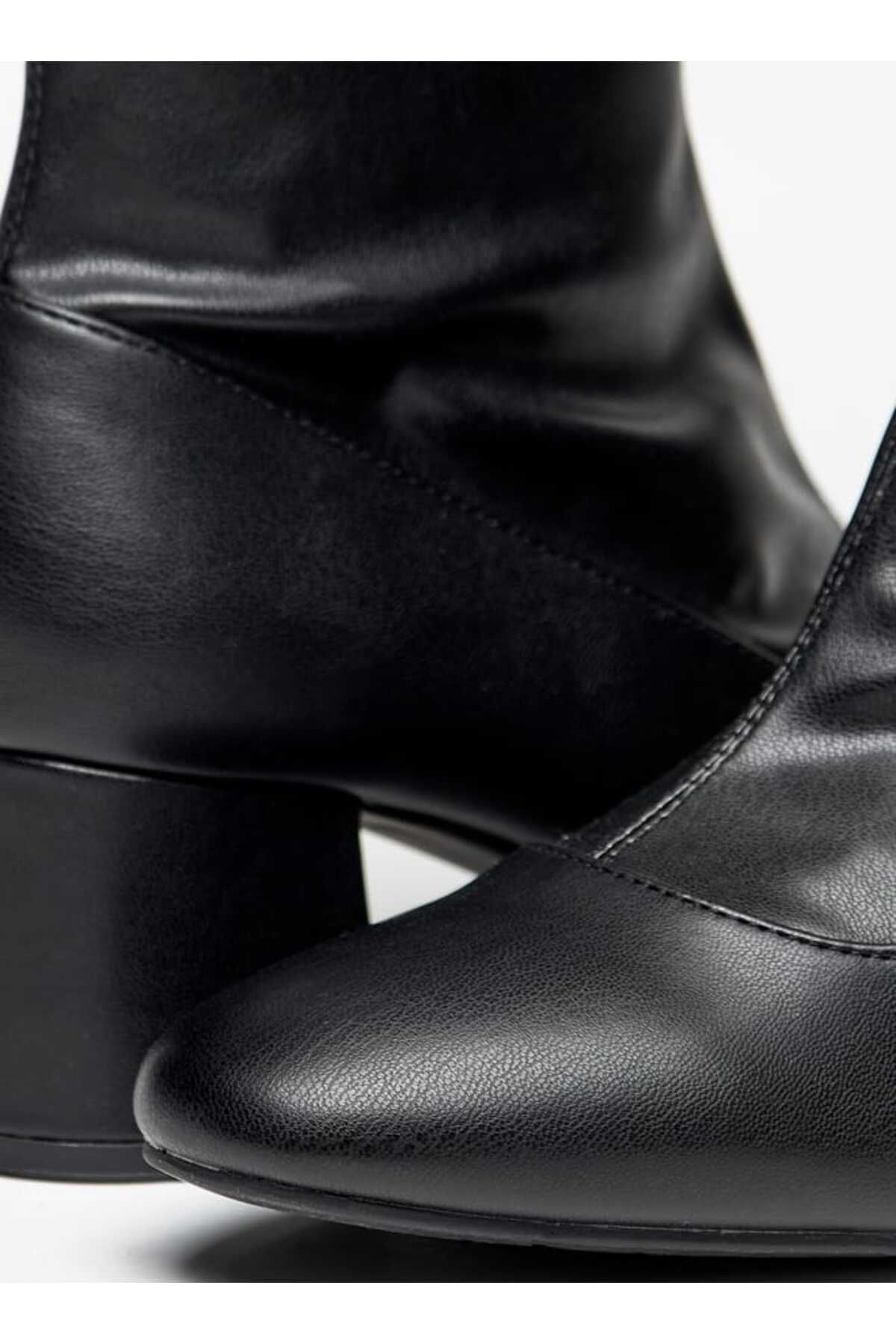 Flora Bella by Shoexpress-Flora Bella Solid Slip-On Ankle Boots with Block Heels 5
