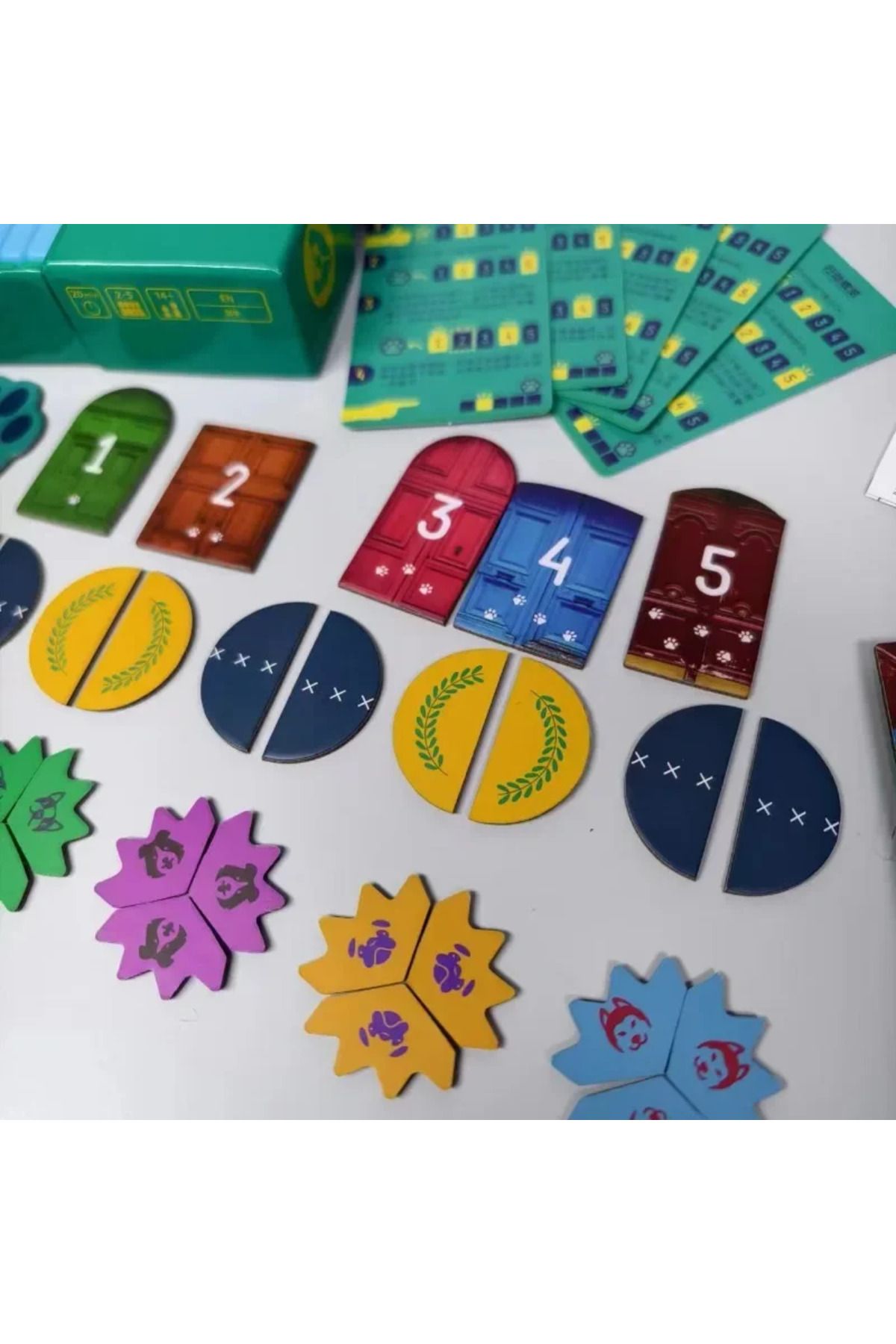 Choice-Collect and Play with DOKOJONG Oink Game Cards for a Fun-filled Game Night 4
