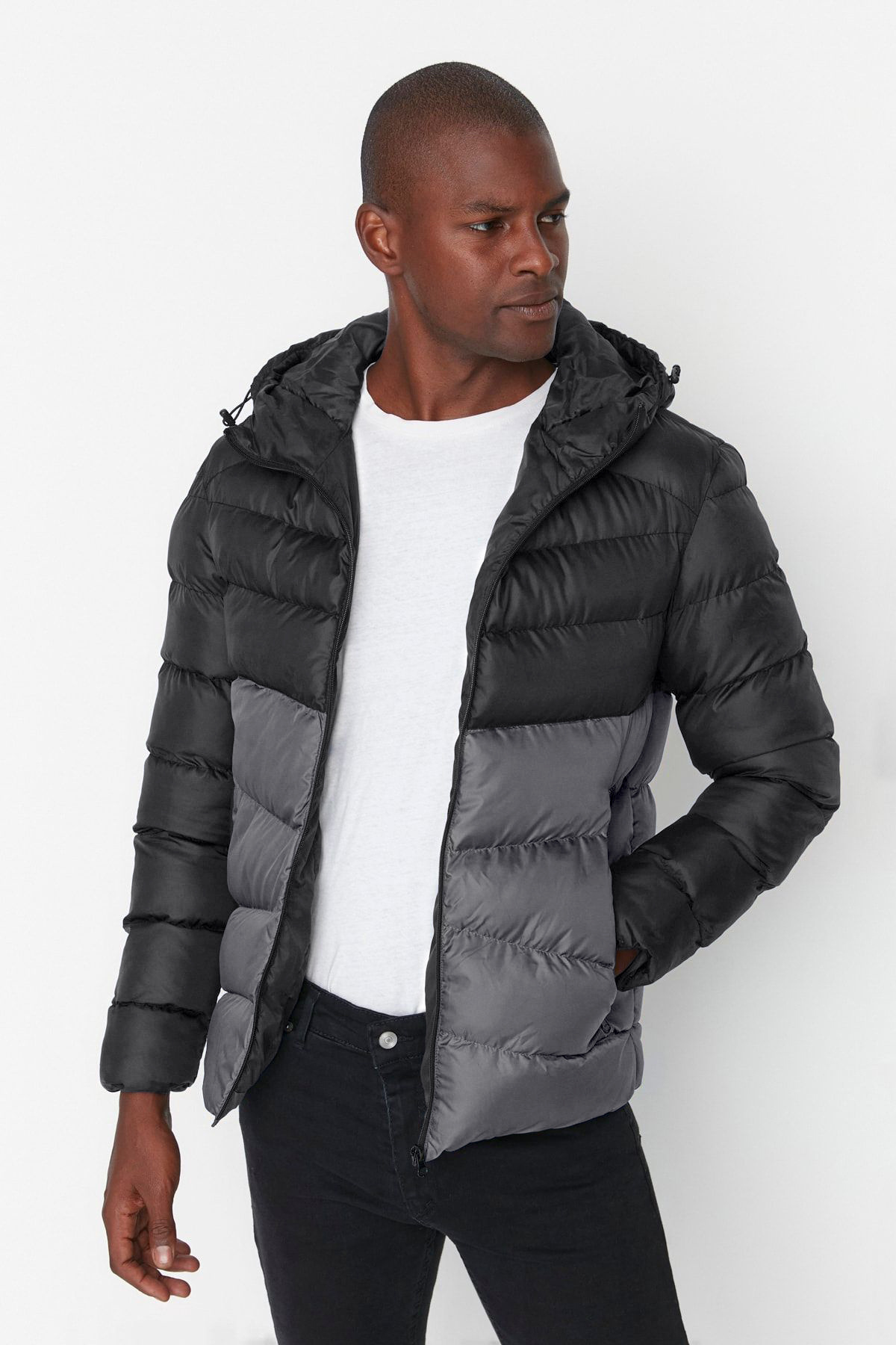 Trendyolmilla Man Antrasit Regular Fit Renk Bloklu Rüzgara Dayanıklı Şişme Kışlık Mont TMNAW23MO00018