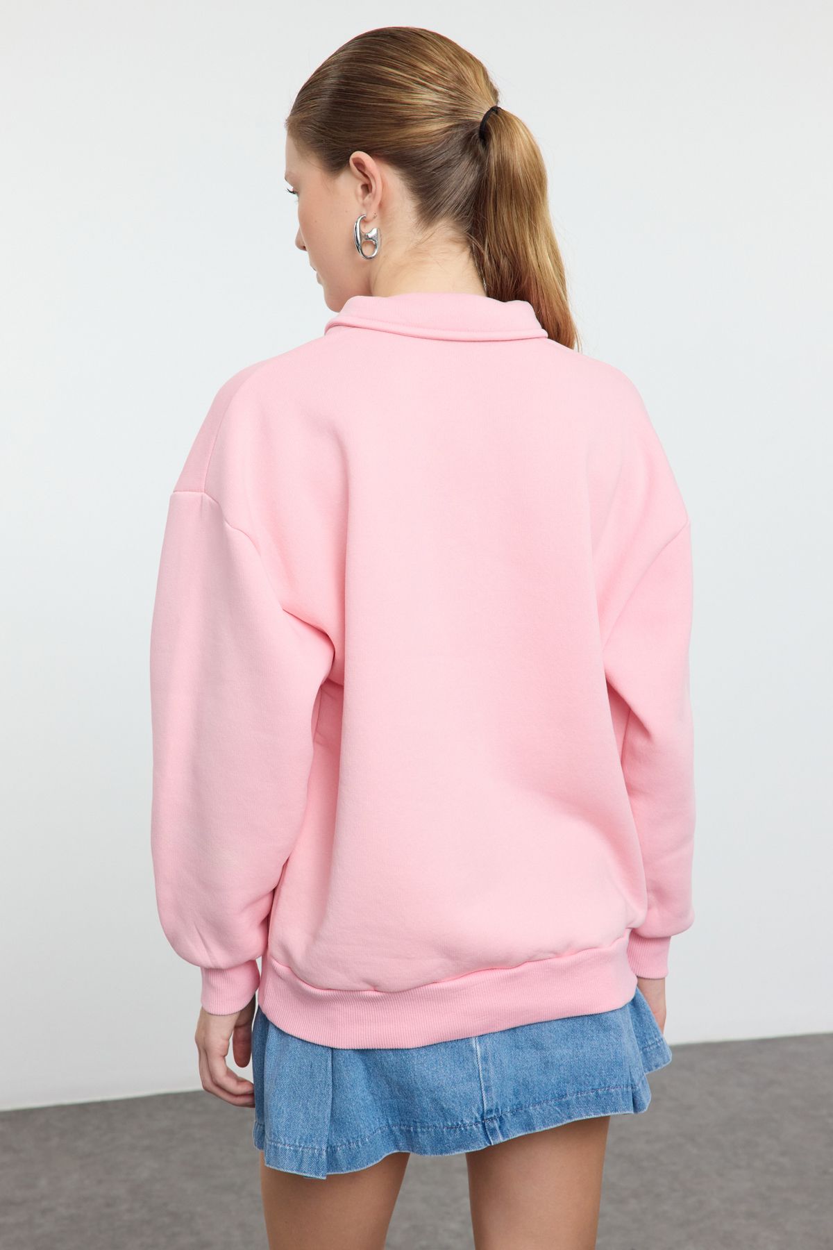 Trendyol Collection-Light Pink Embroidered Shirt Collar Sweatshirt - Regular Fit, Thick Inside, Fleece Twoaw24Sw00182 5