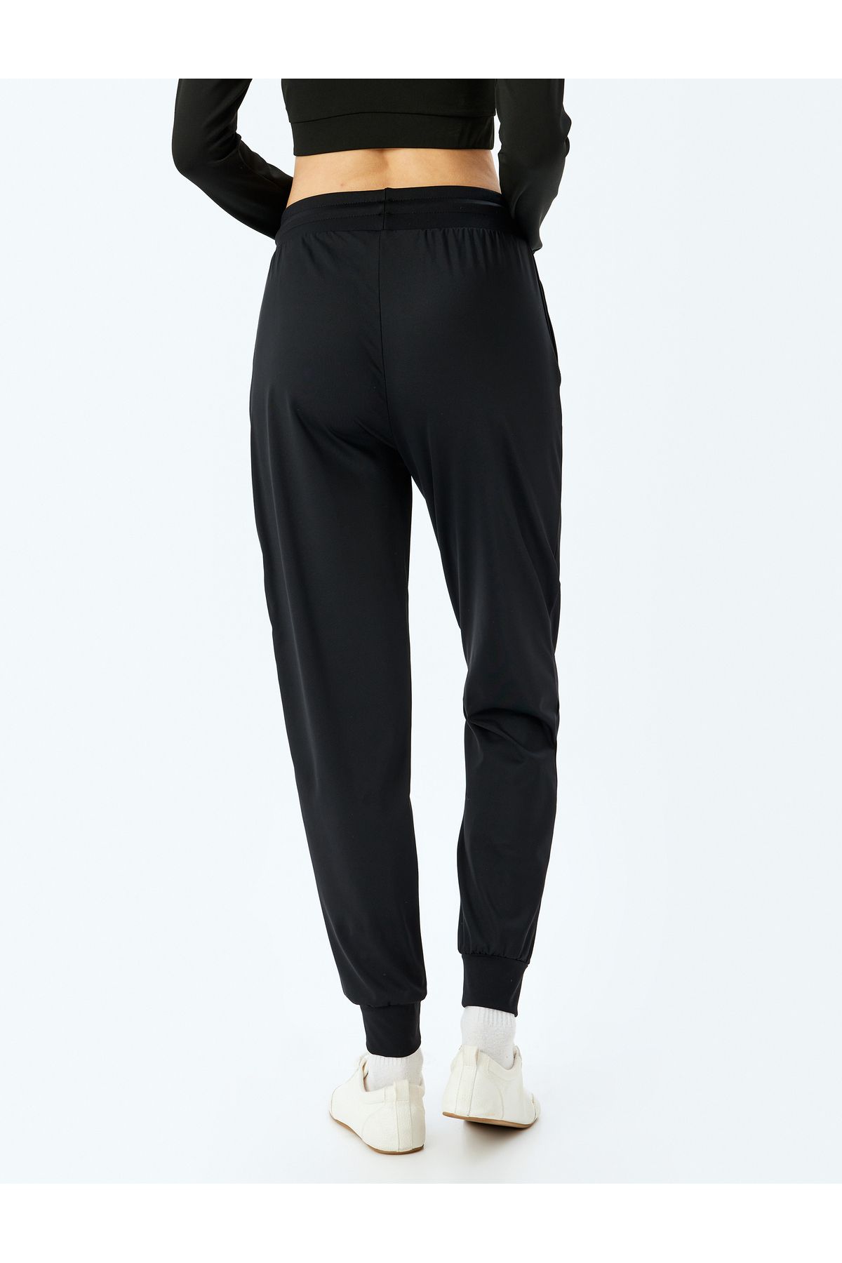 Koton-Soft Key Jogger Sweatpants with High Waist and Lace-Up Pocket Detail - Interlock 4